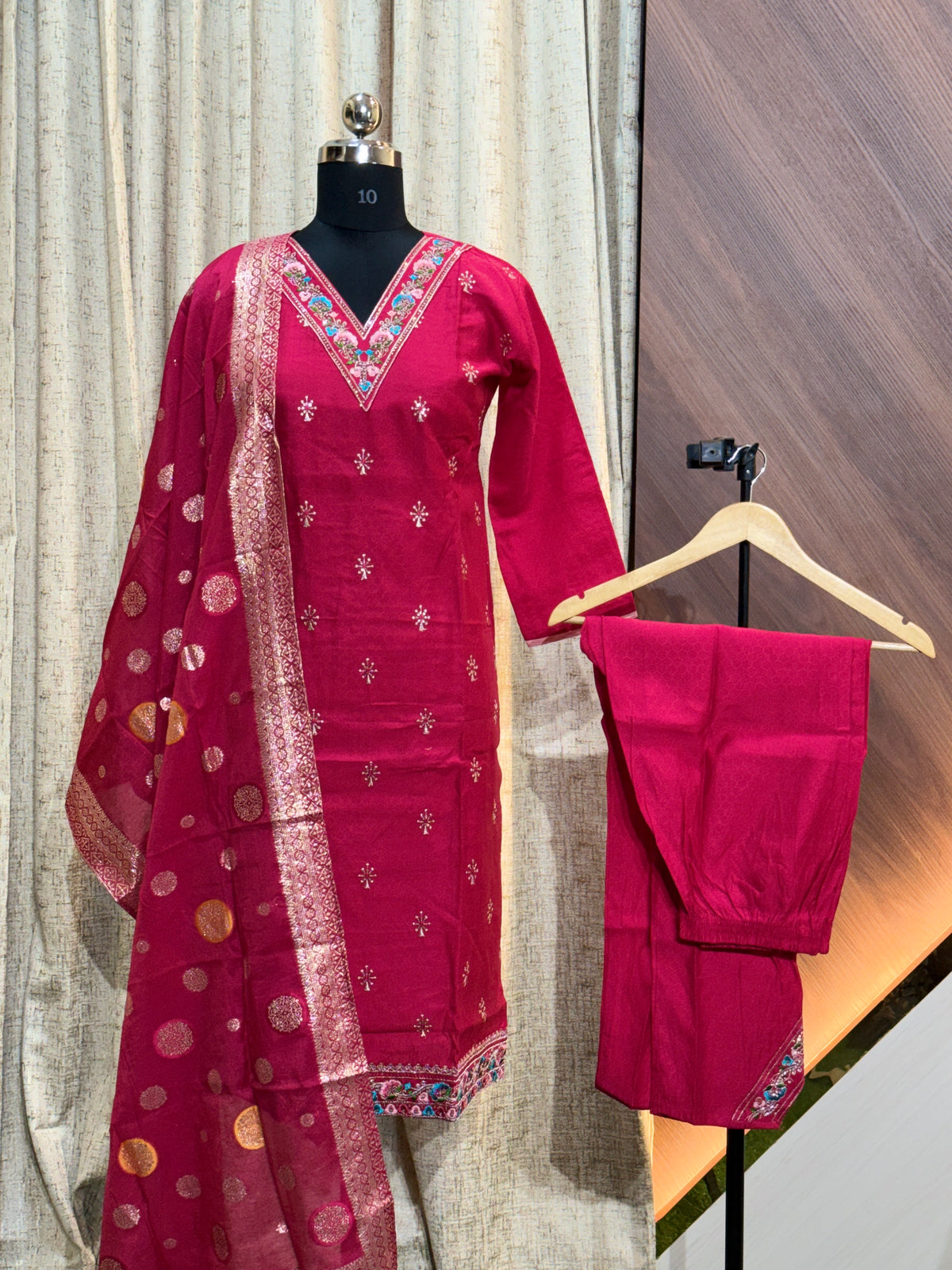 S122 - Kurti with Pant and Dupatta