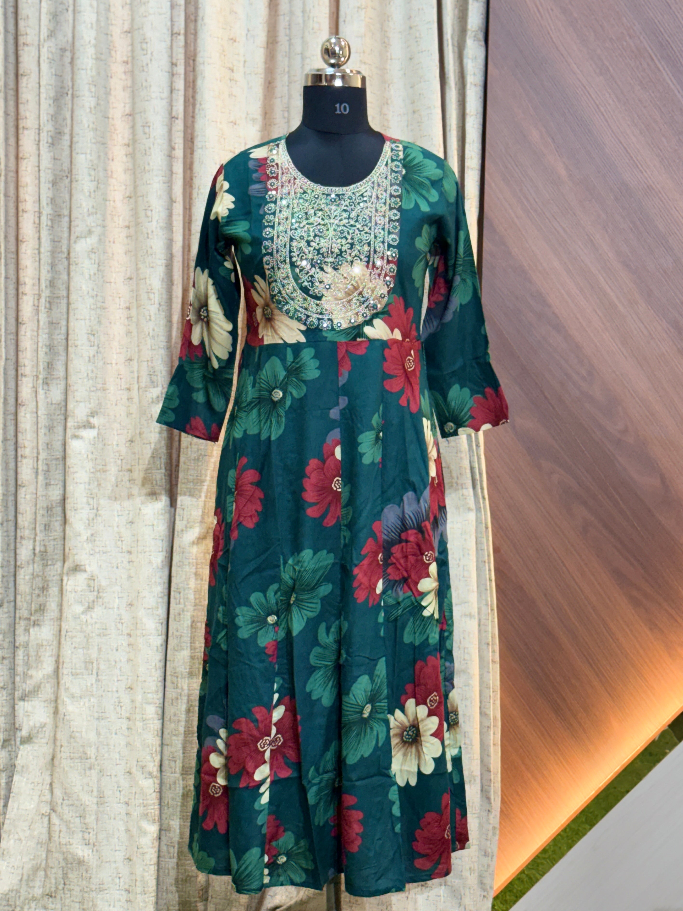 9264 -  Anarkali Kurtis