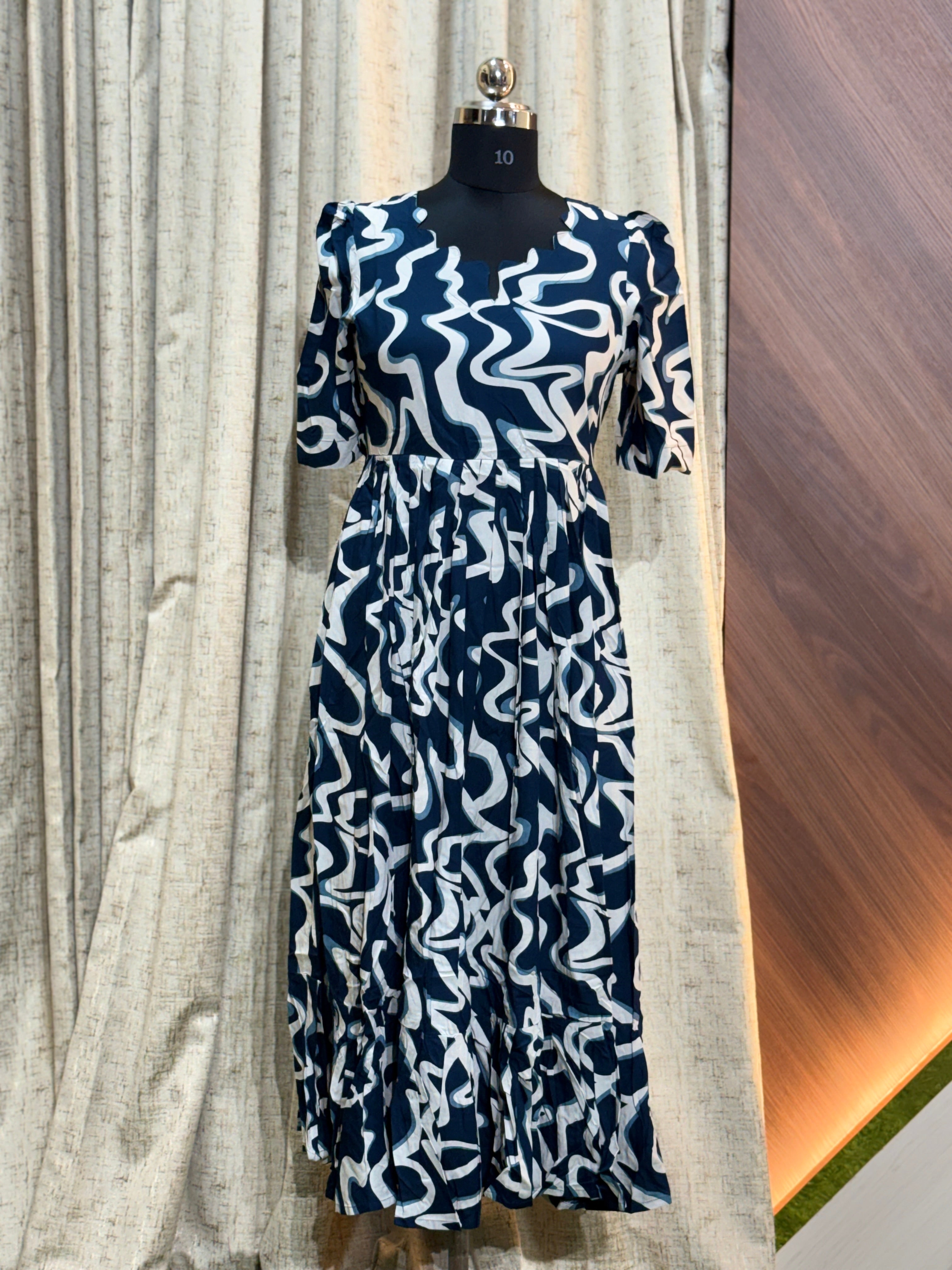 9362 - Fit & Flared Frock
