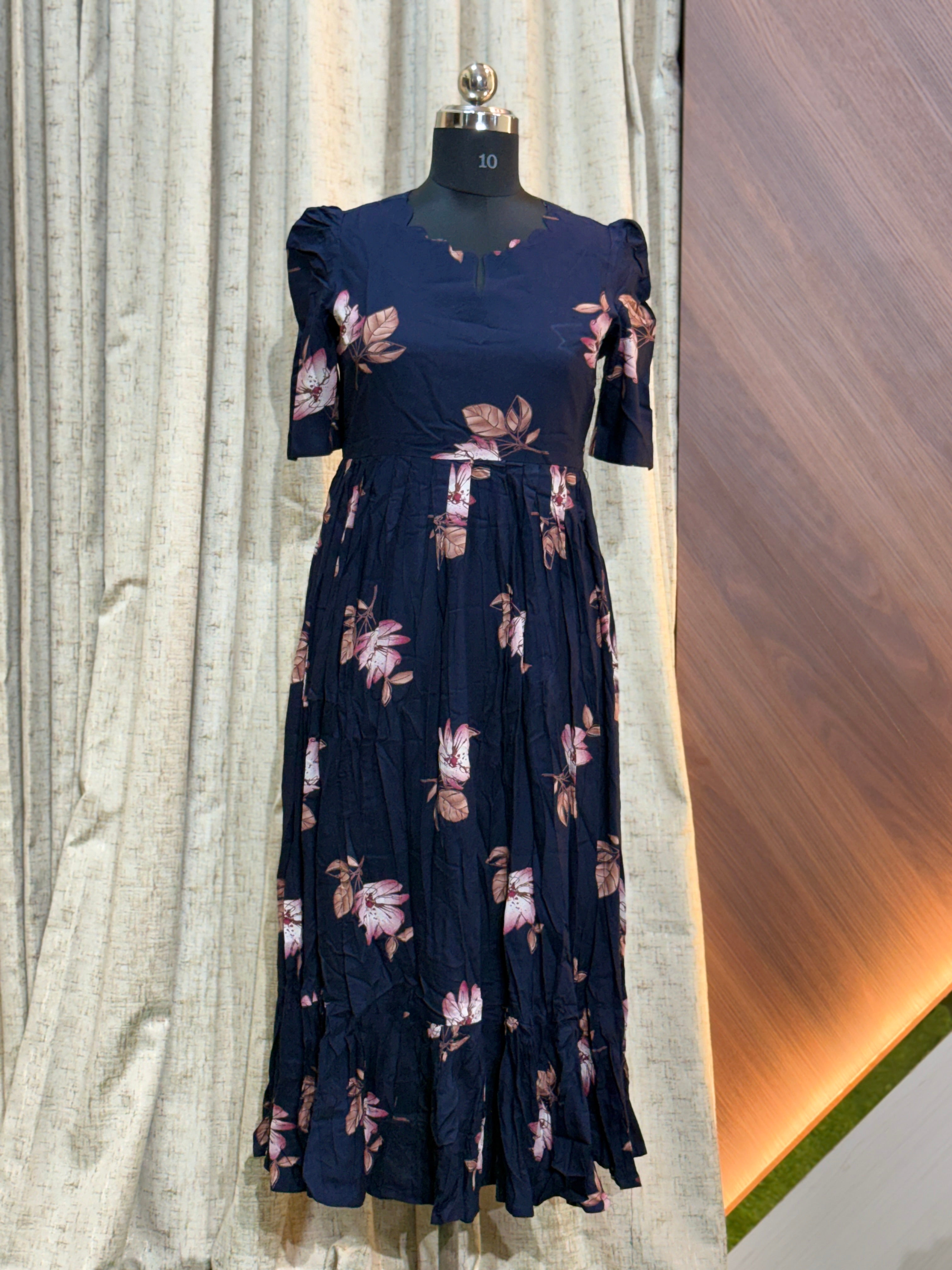 9367 - Fit & Flared Frock