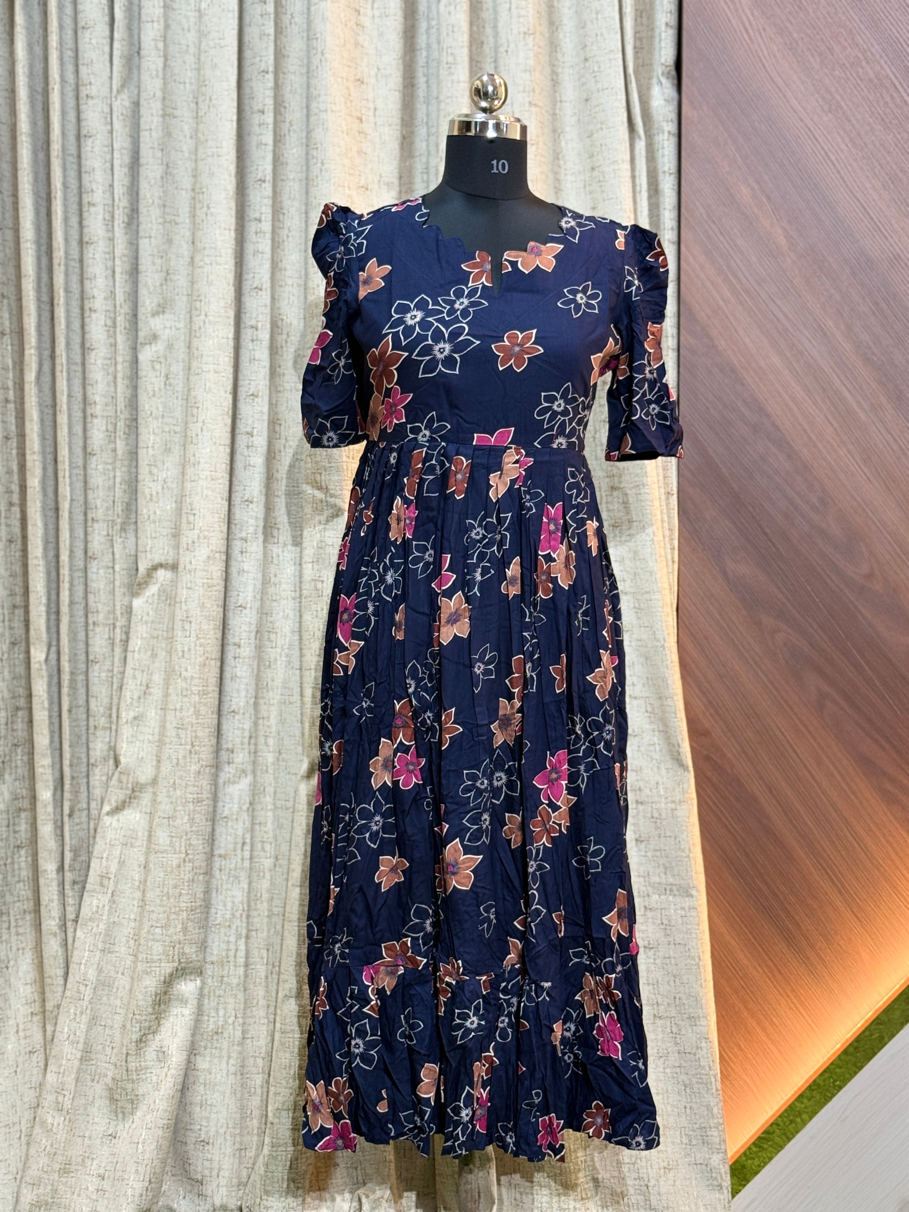 9364 - Fit & Flared Frock
