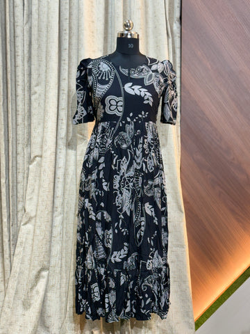 9370 - Fit & Flared Frock