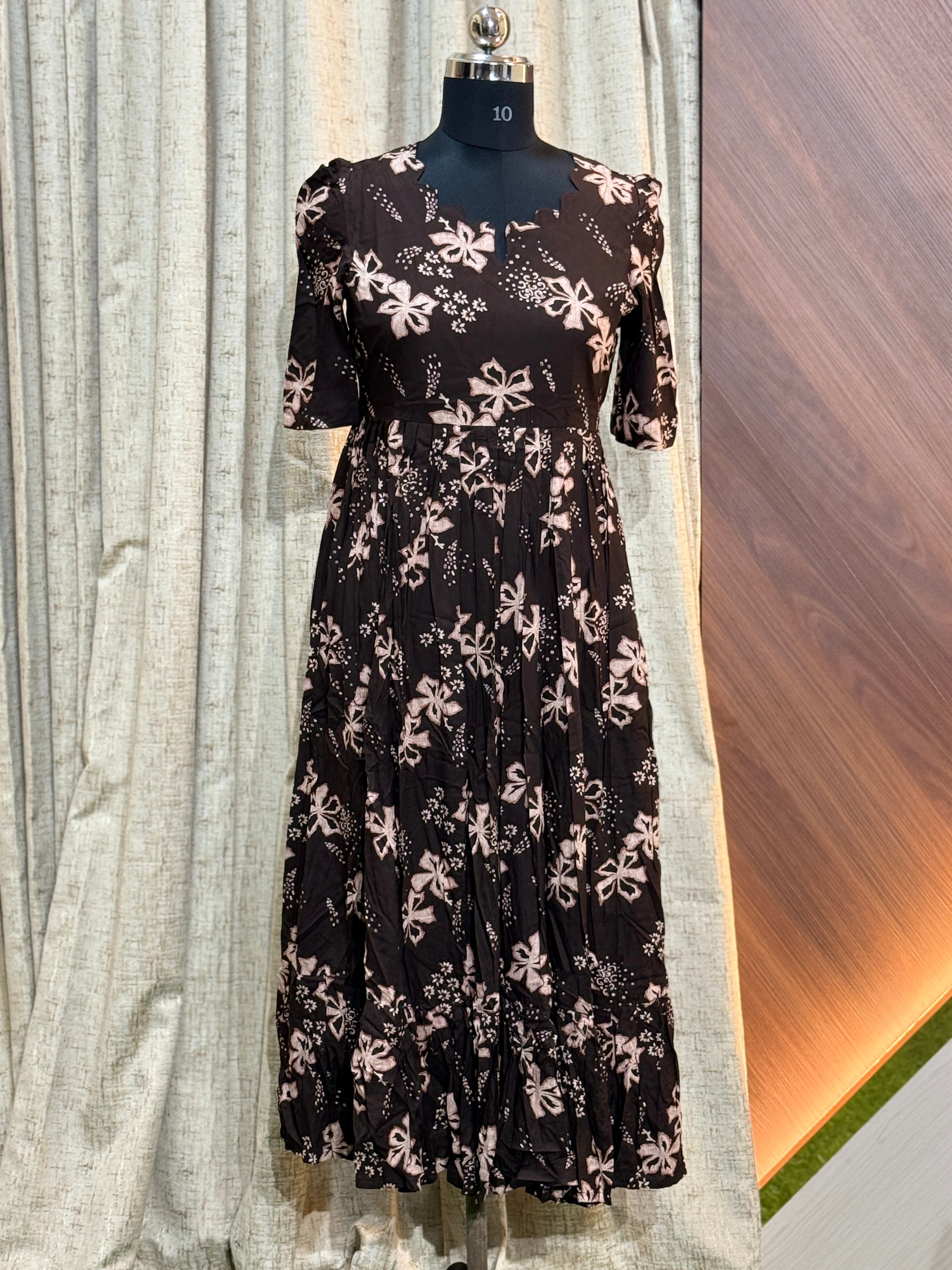 9371 - Fit & Flared Frock