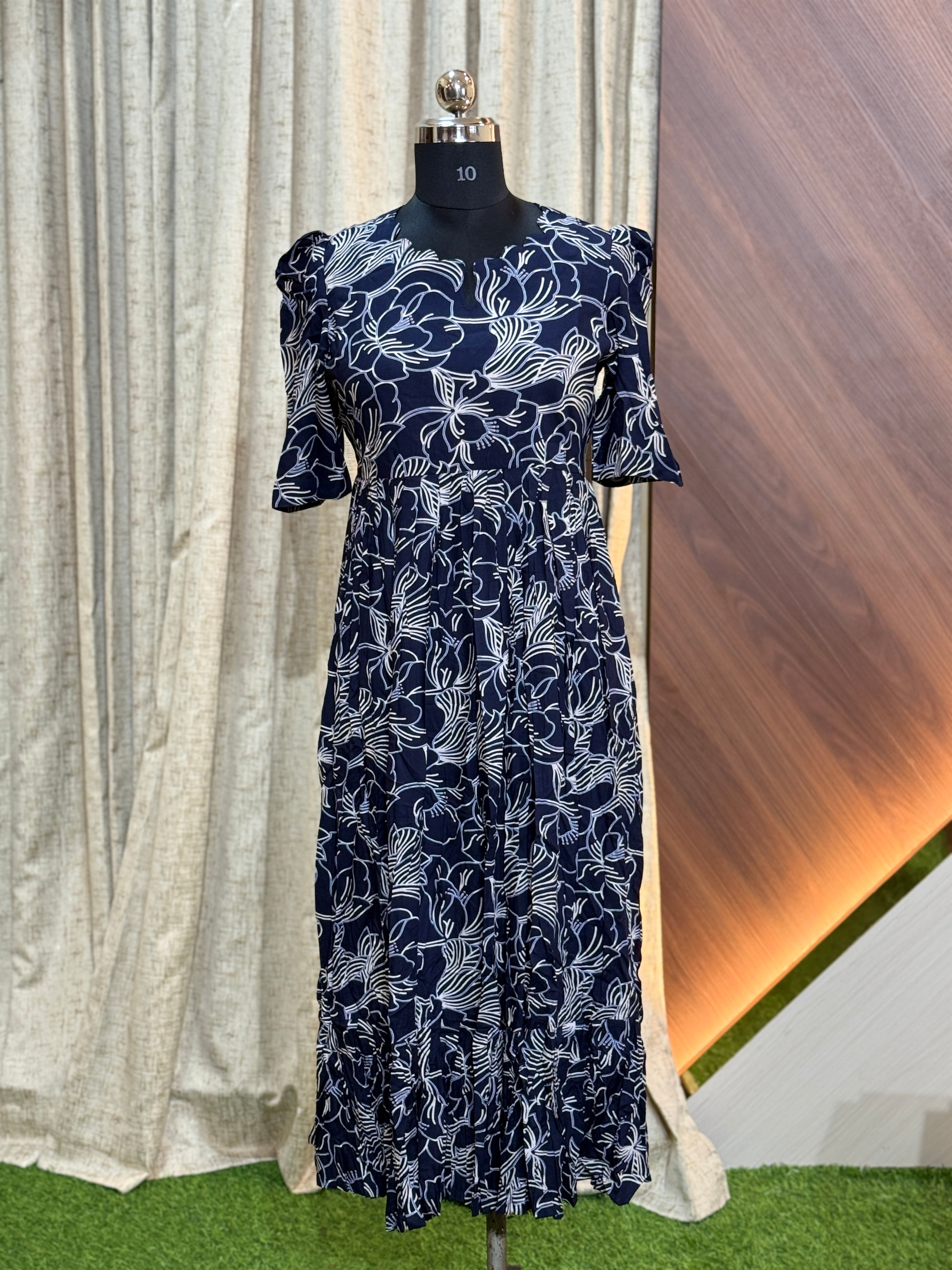 9369 - Fit & Flared Frock