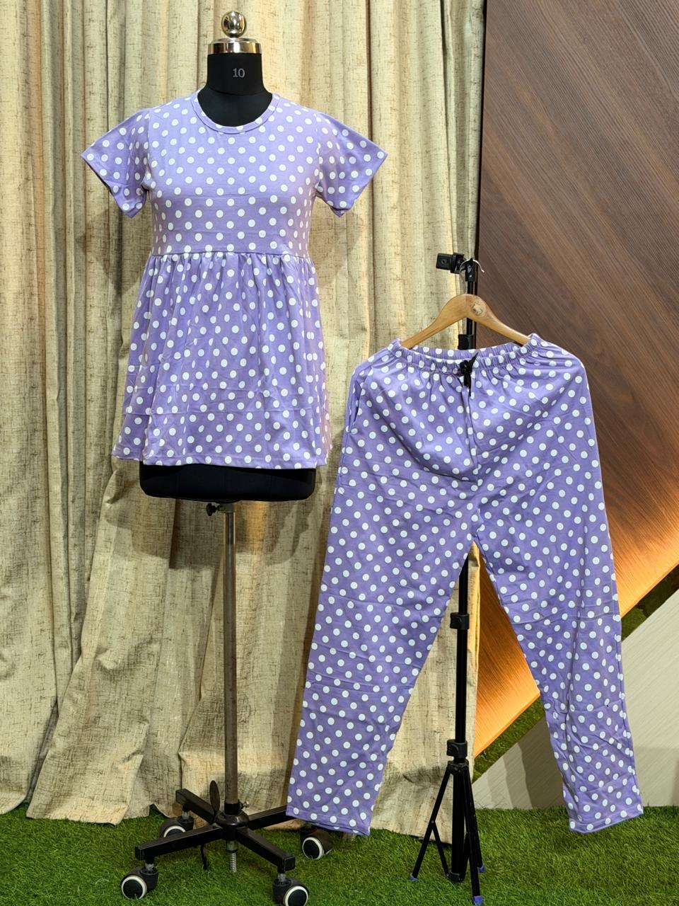 9410 -  Night Suits