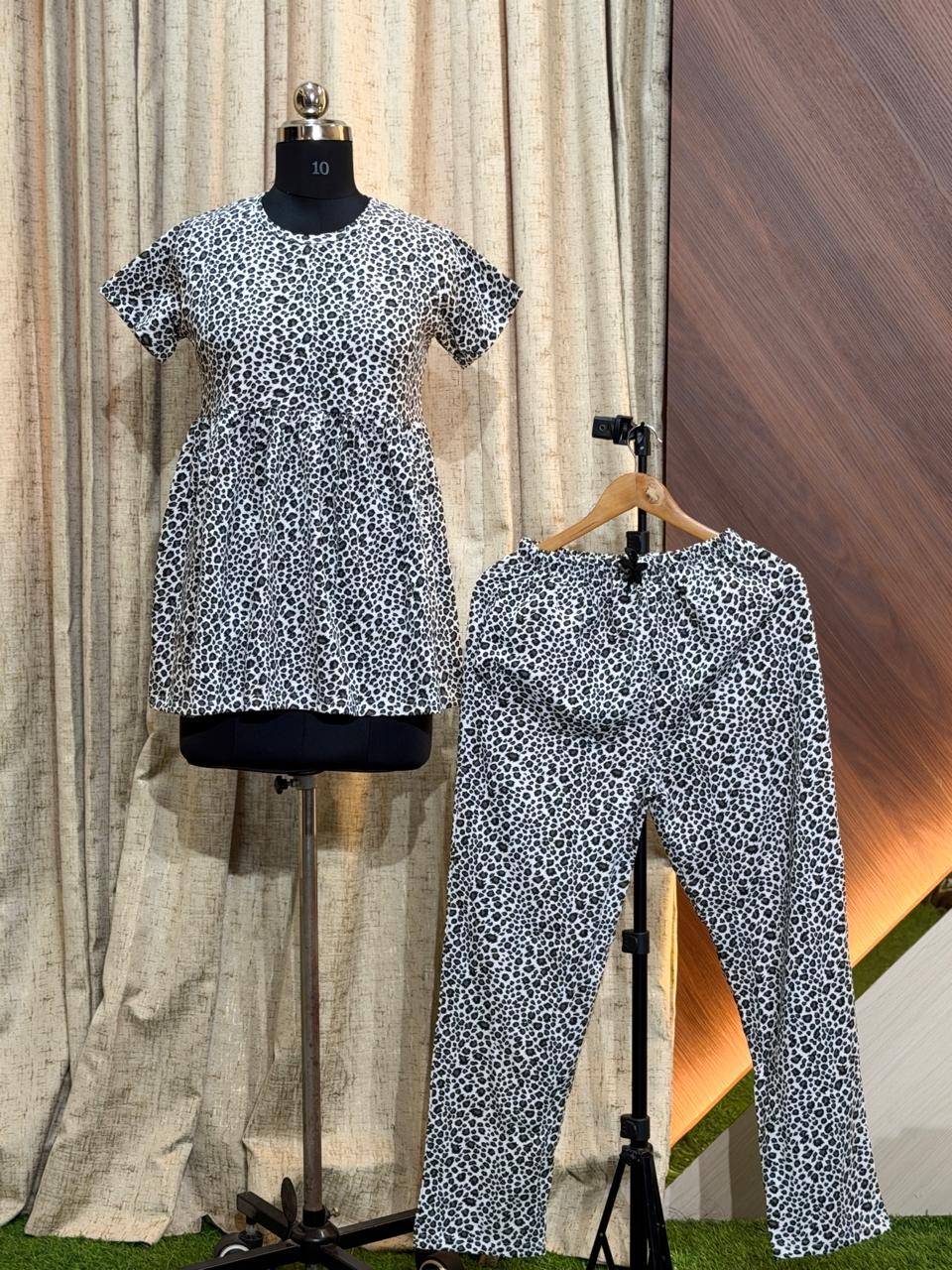 9411 -  Night Suits