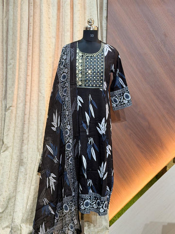 9462 -  Anarkali kurtis with duppatta