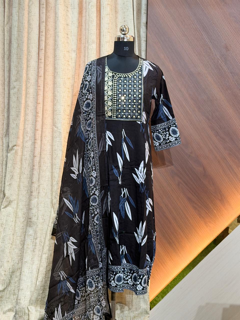 9462 -  Anarkali kurtis with duppatta