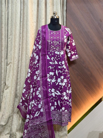 9450 -  Anarkali kurtis with duppatta