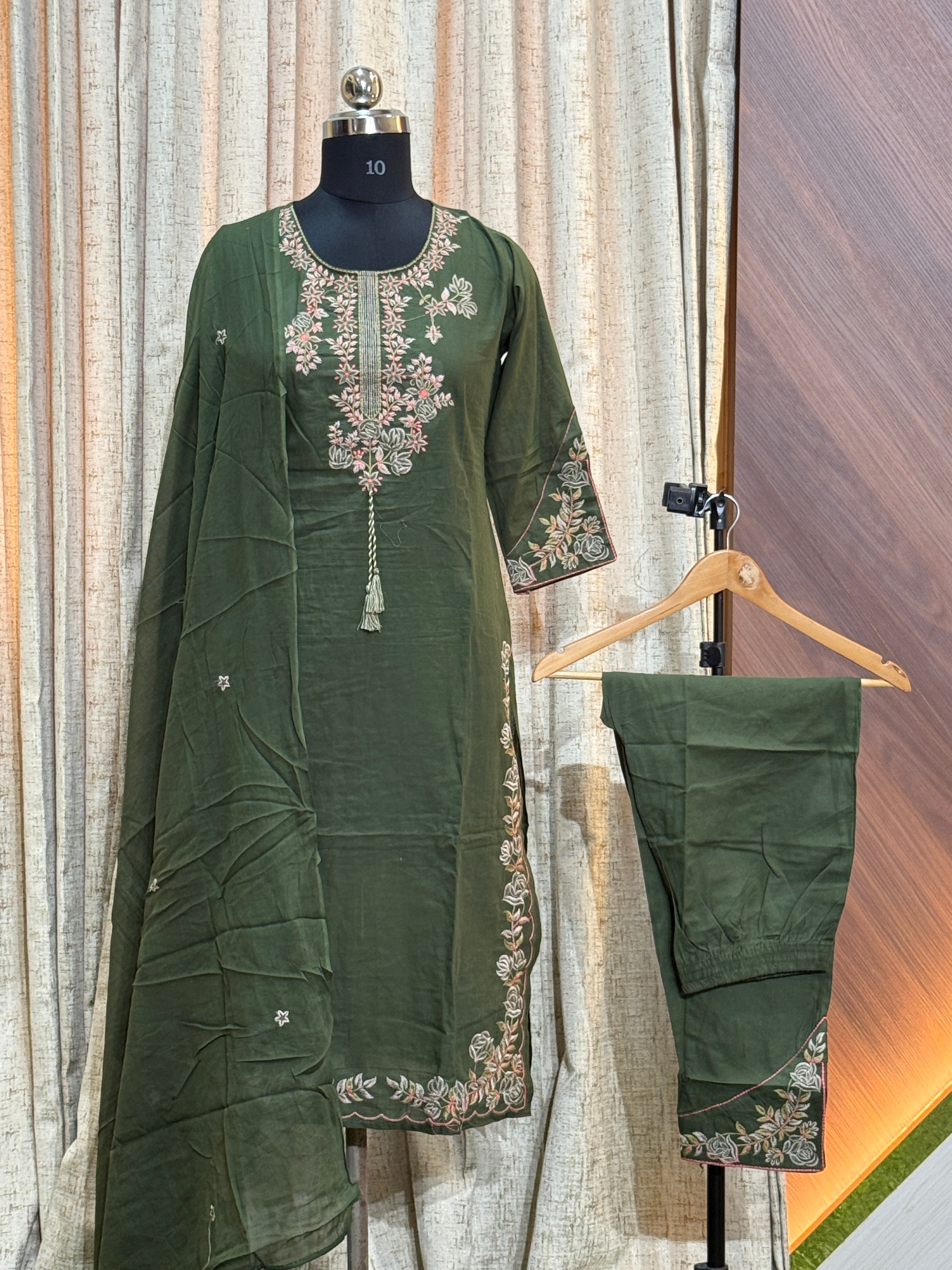 9565  - Cotton 3pc Kurta Set