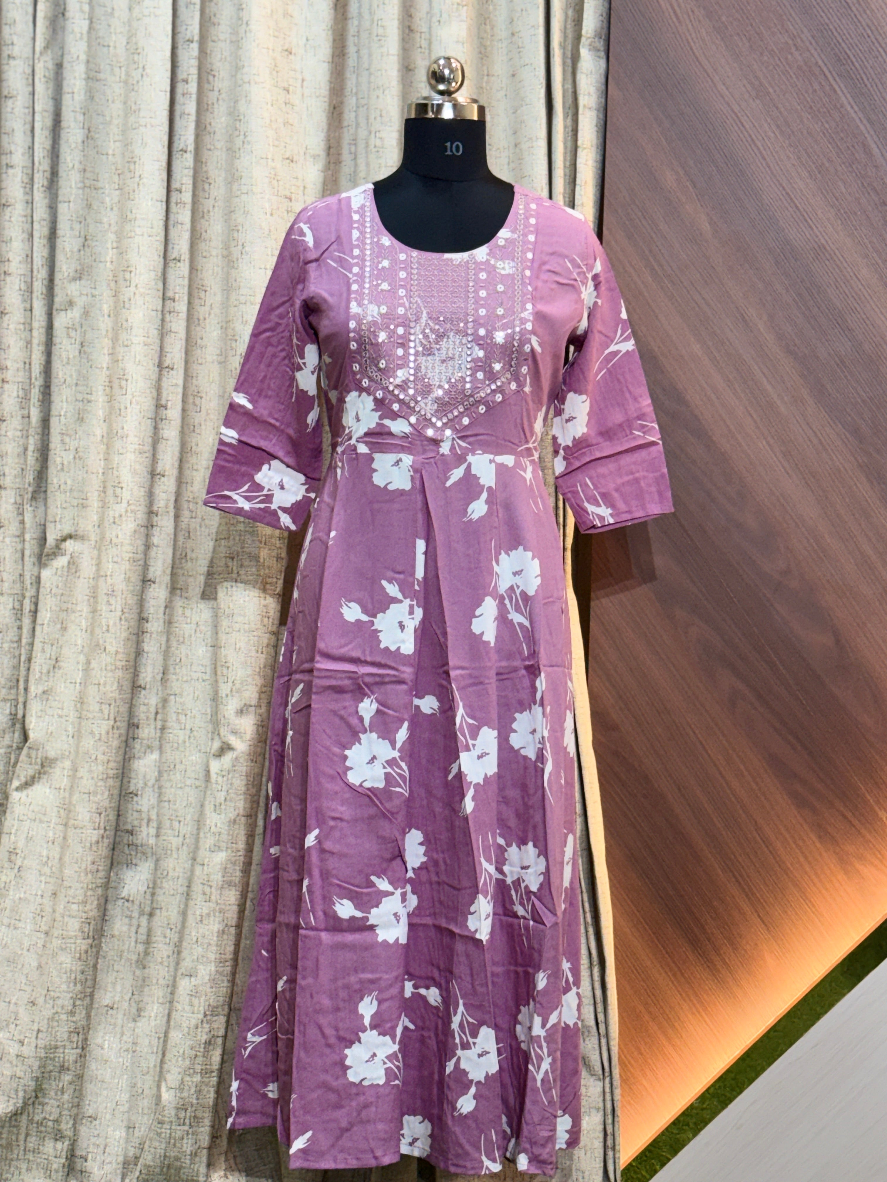9588 -  Anarkali Kurtis