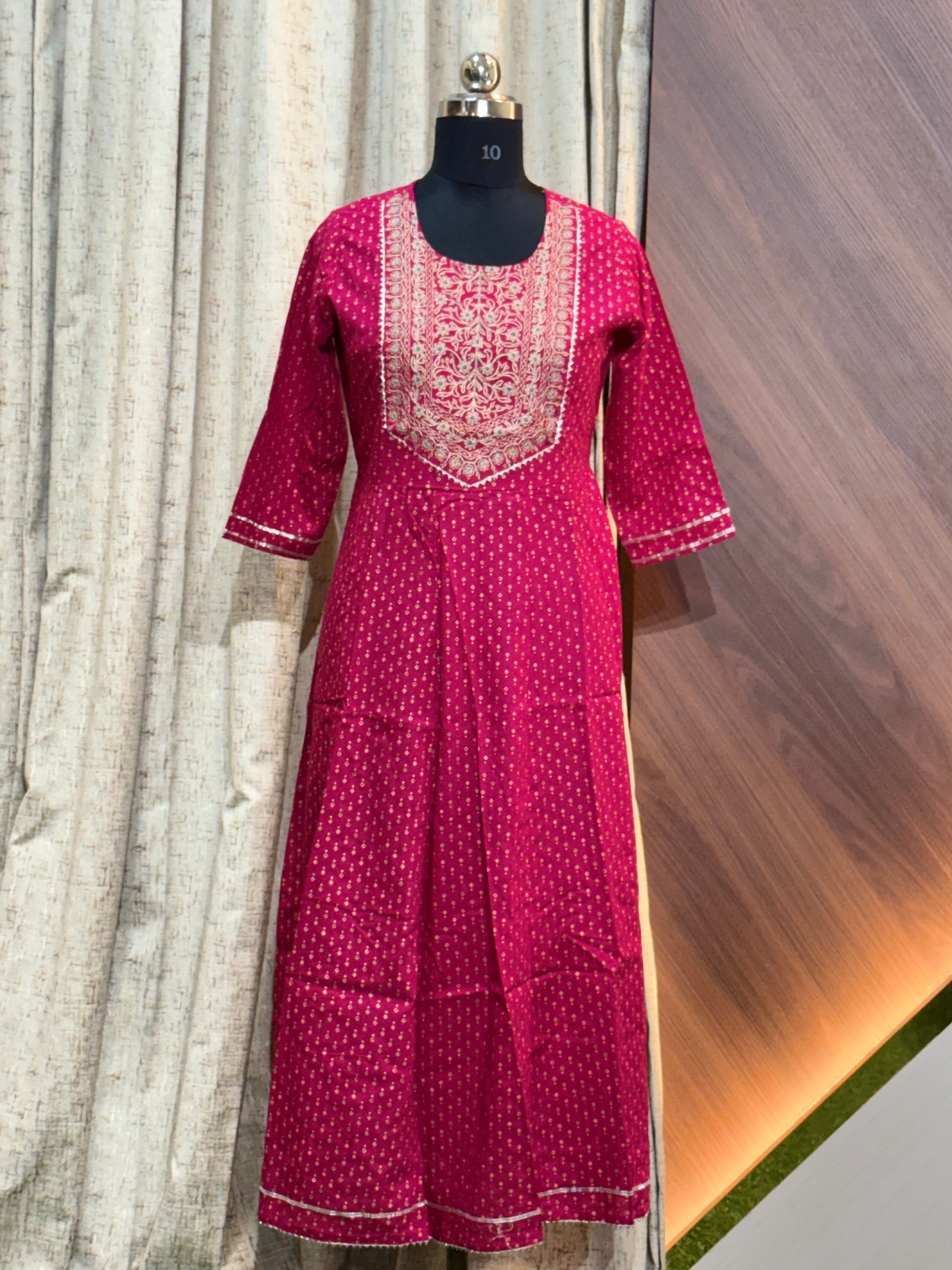 9586 -  Anarkali Kurtis