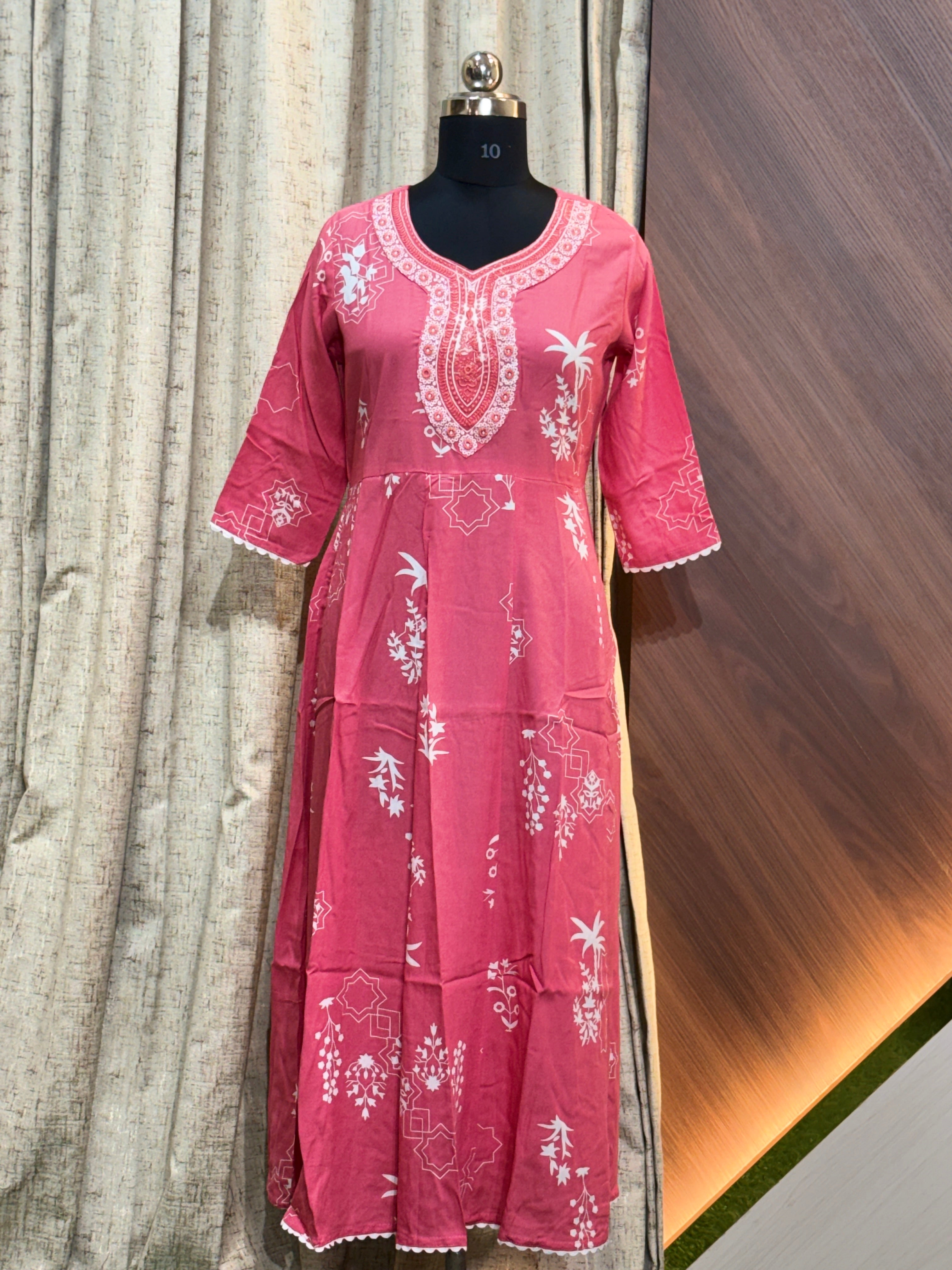 9590 -  Anarkali Kurtis