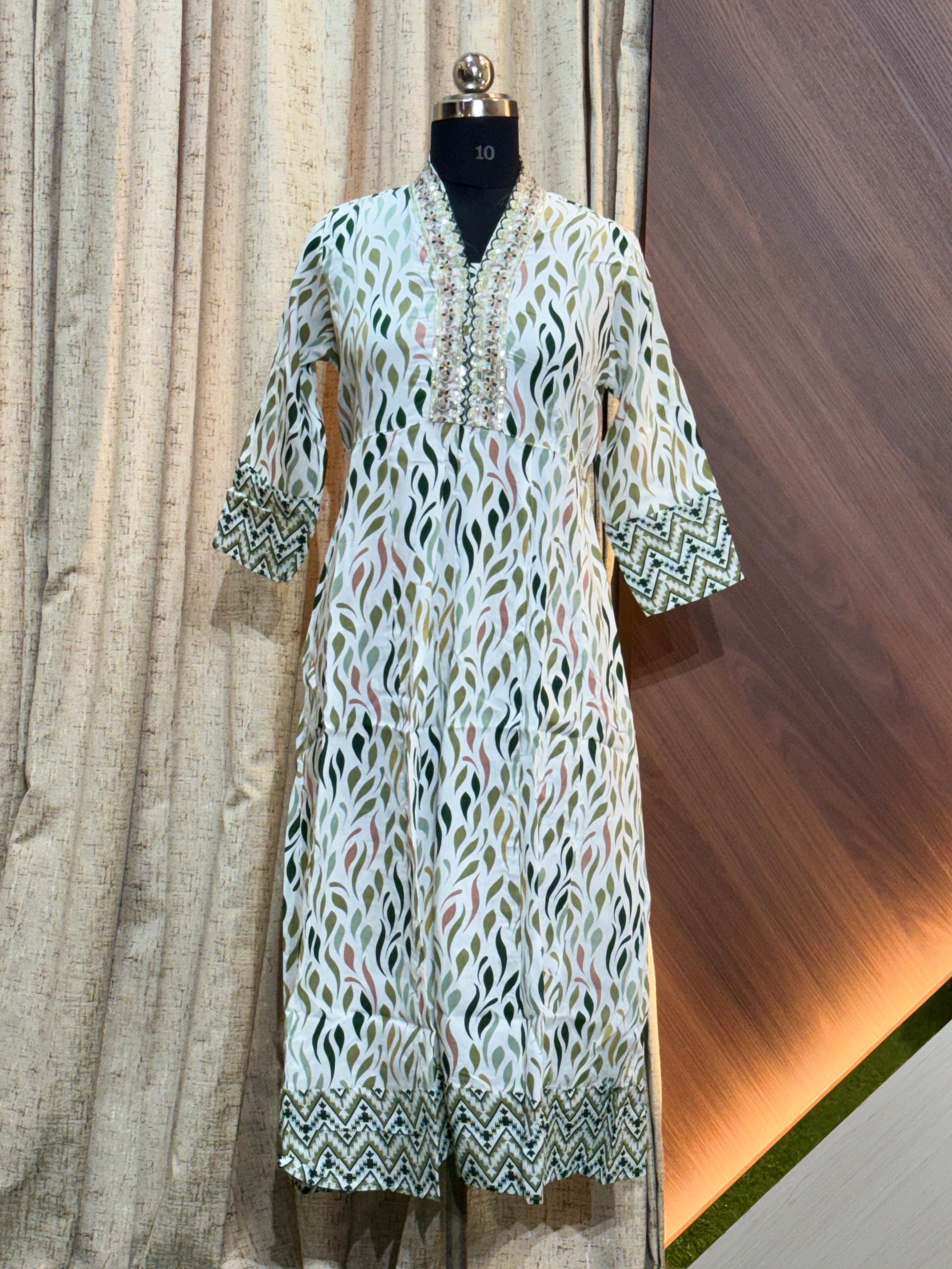 9573 -  Anarkali Kurtis