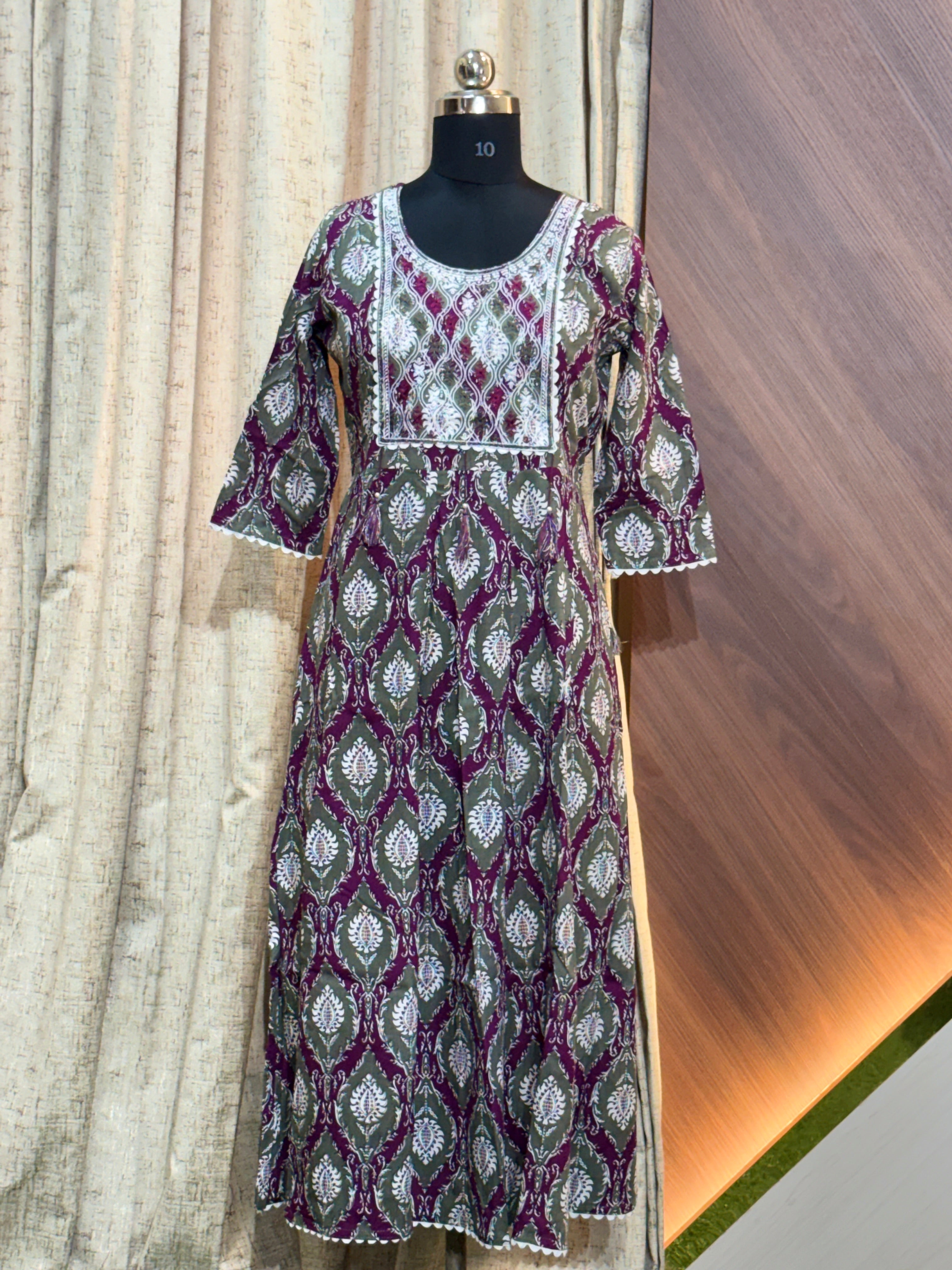 9577 -  Anarkali Kurtis