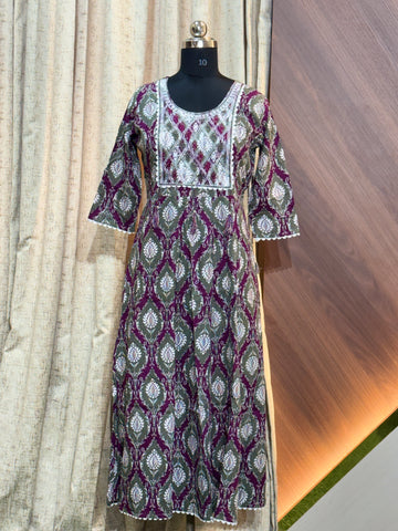 9577 -  Anarkali Kurtis