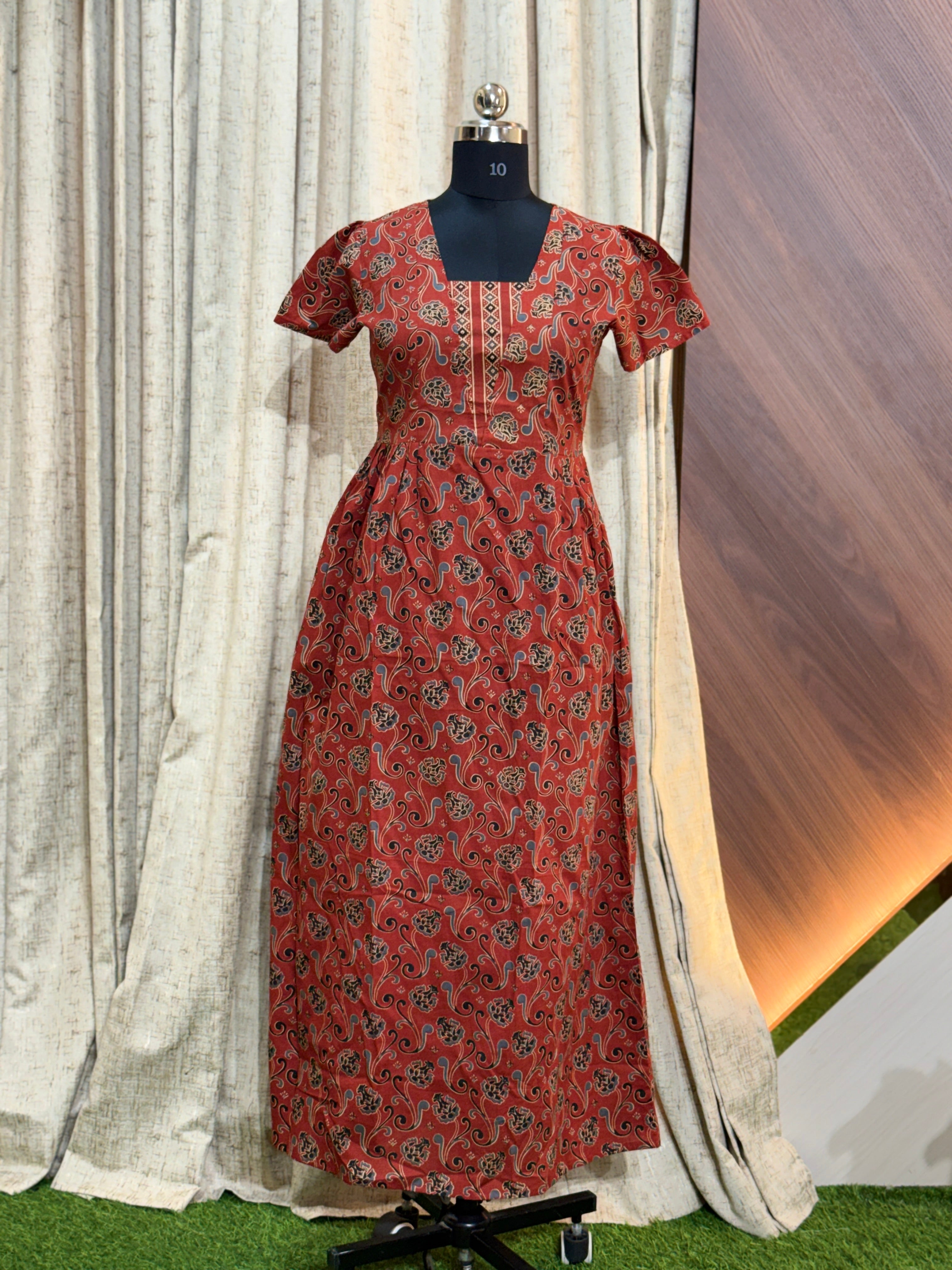 9607 - Frock Style Nighty