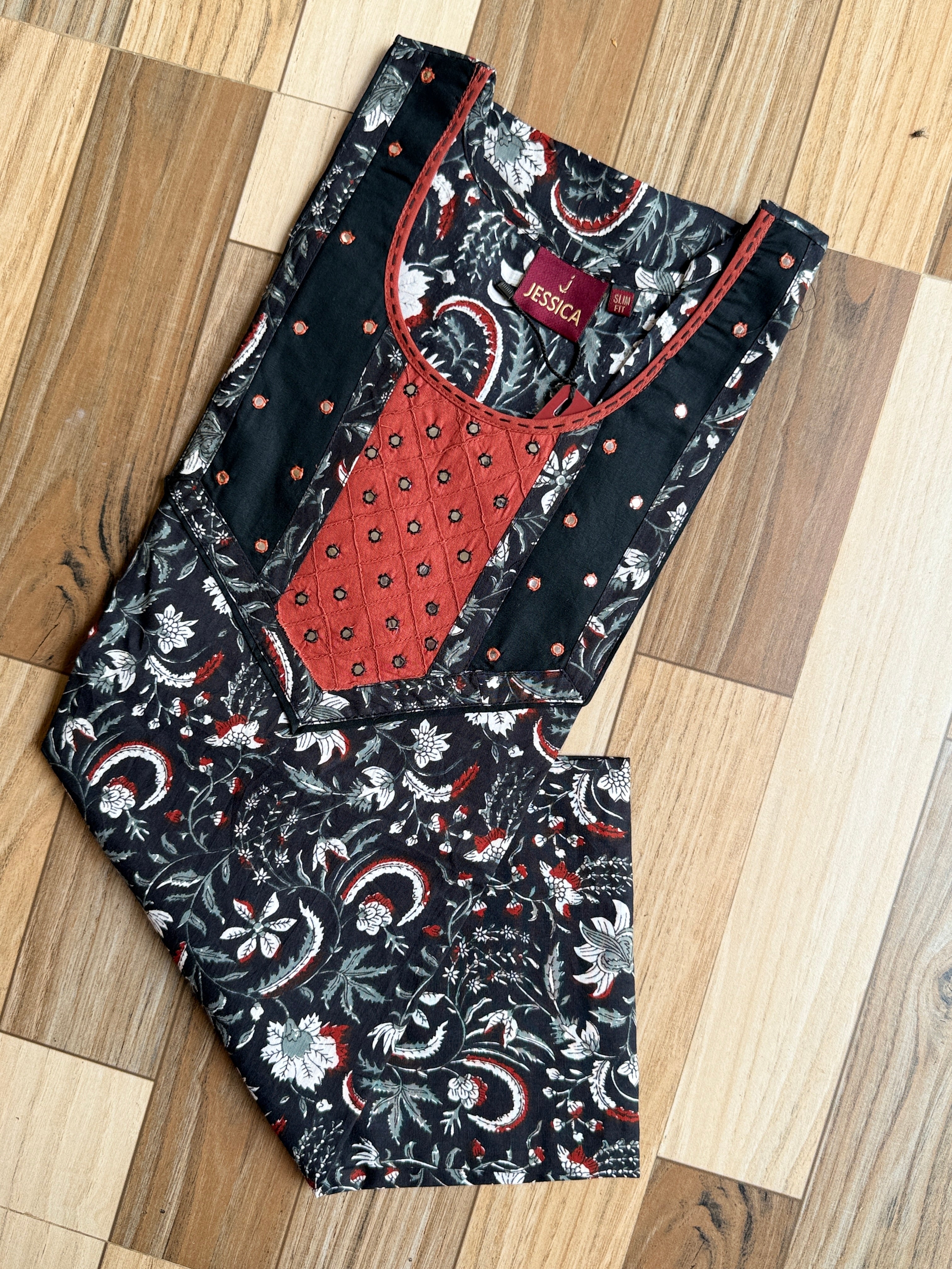 9927 - JESSICA Nighty