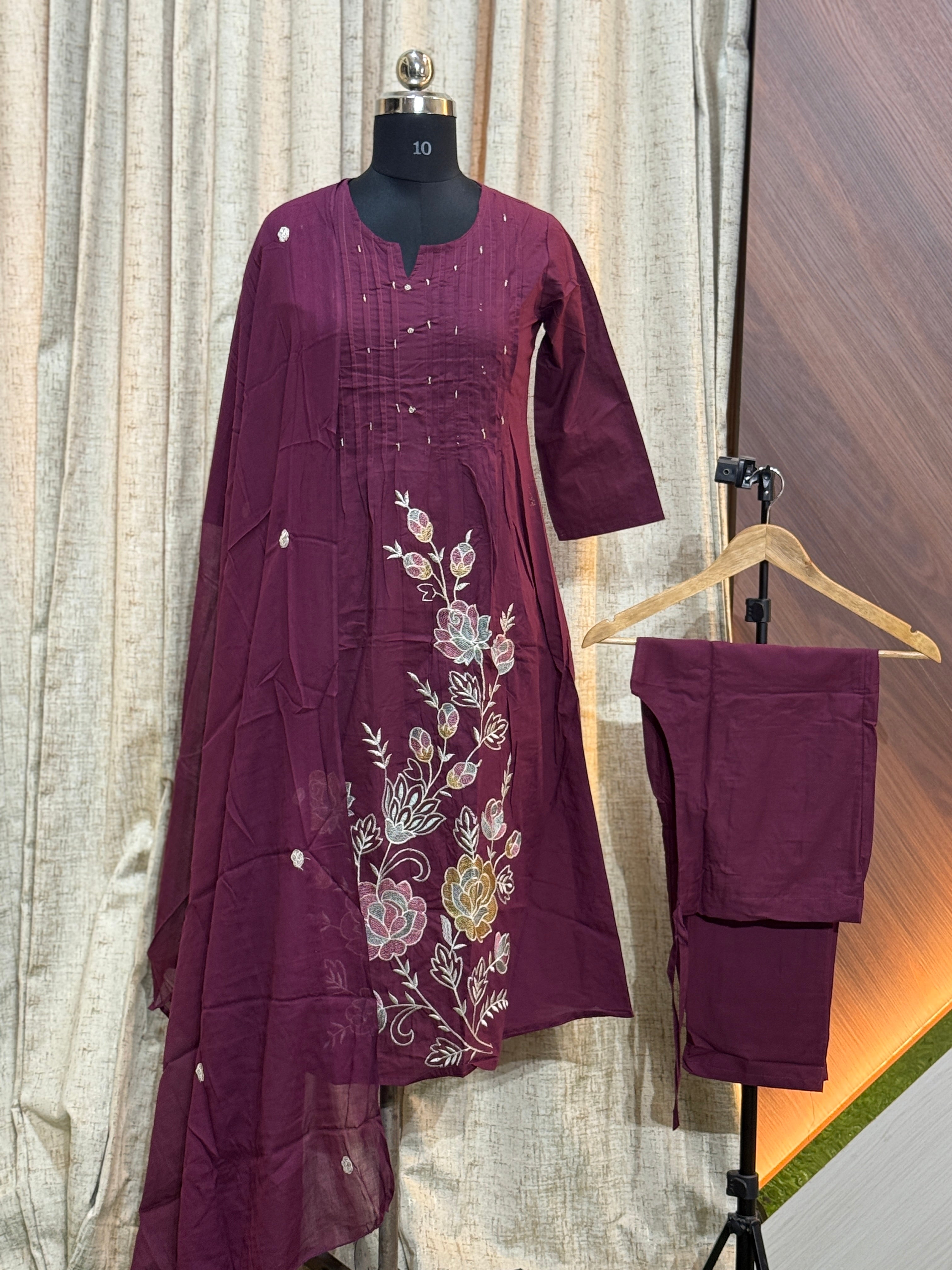 9977  - Kurti with Pant and Dupatta