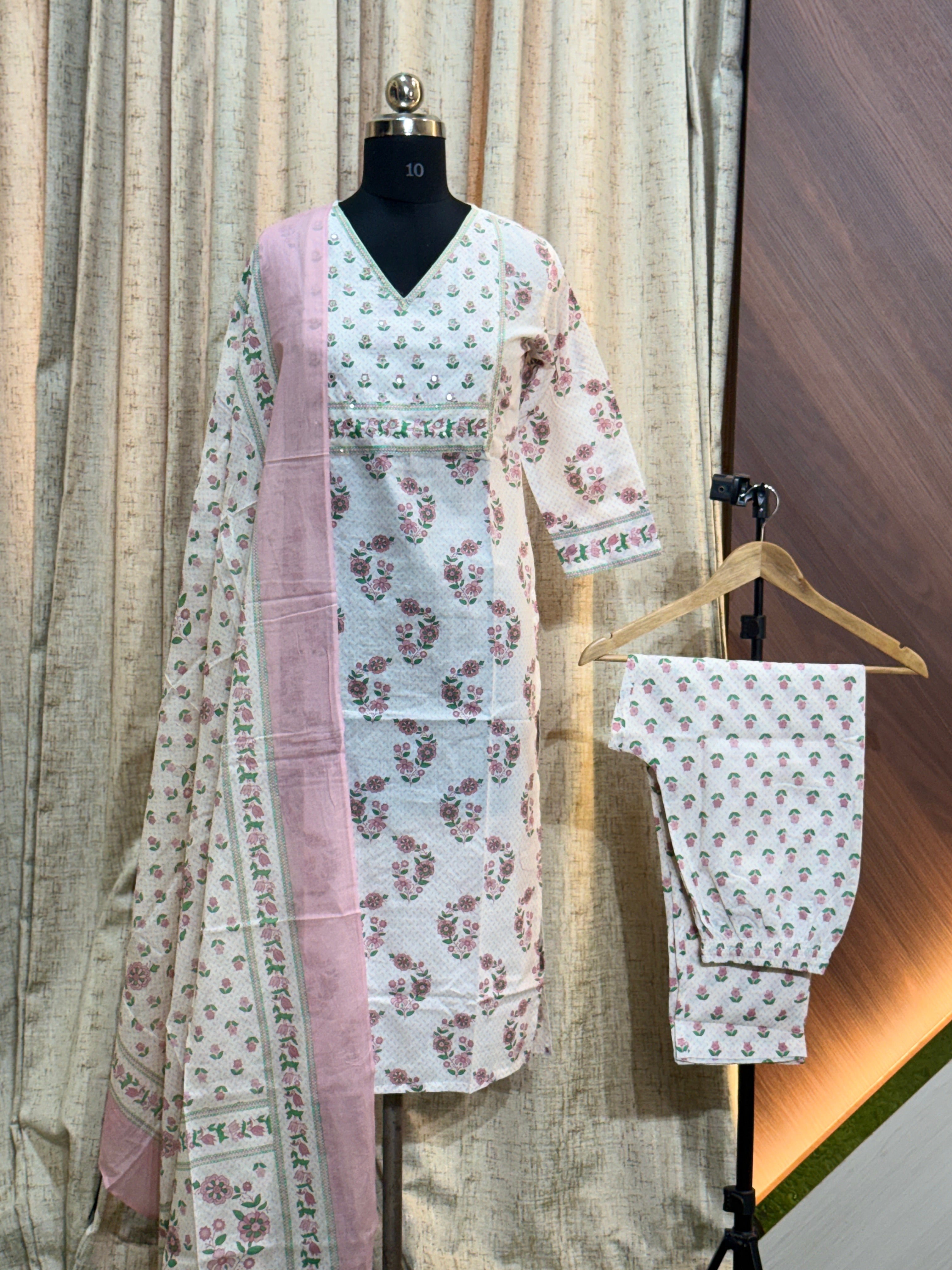 9974  - Kurti with Pant and Dupatta