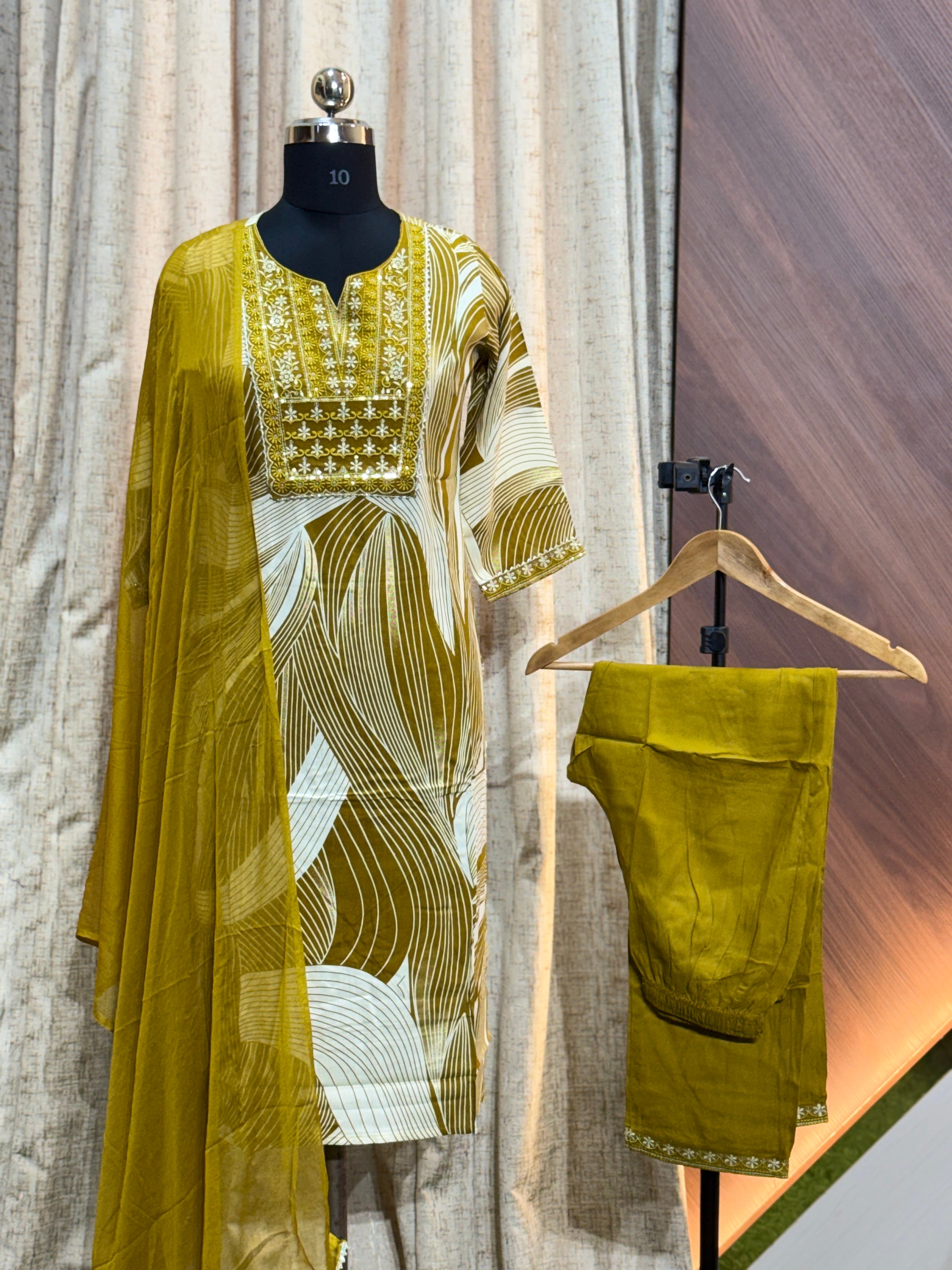 A487 - Ryon Kurti with Pant and Dupatta