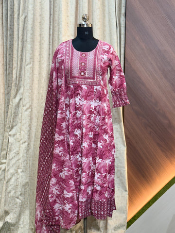 A563 - Anarkali kurtis with Dupatta