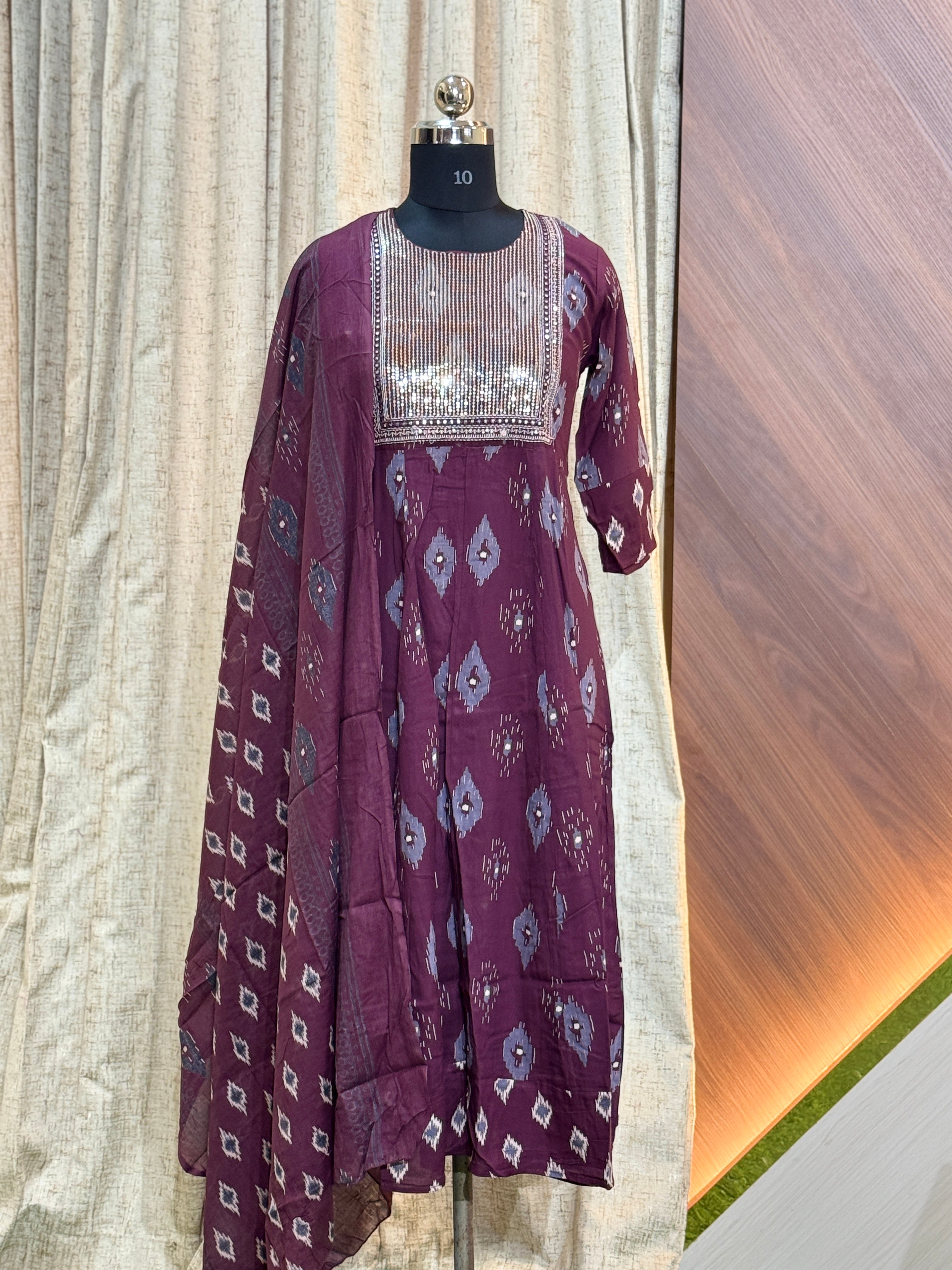 A565 - Anarkali kurtis with Dupatta