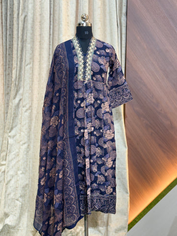 A564 - Anarkali kurtis with Dupatta