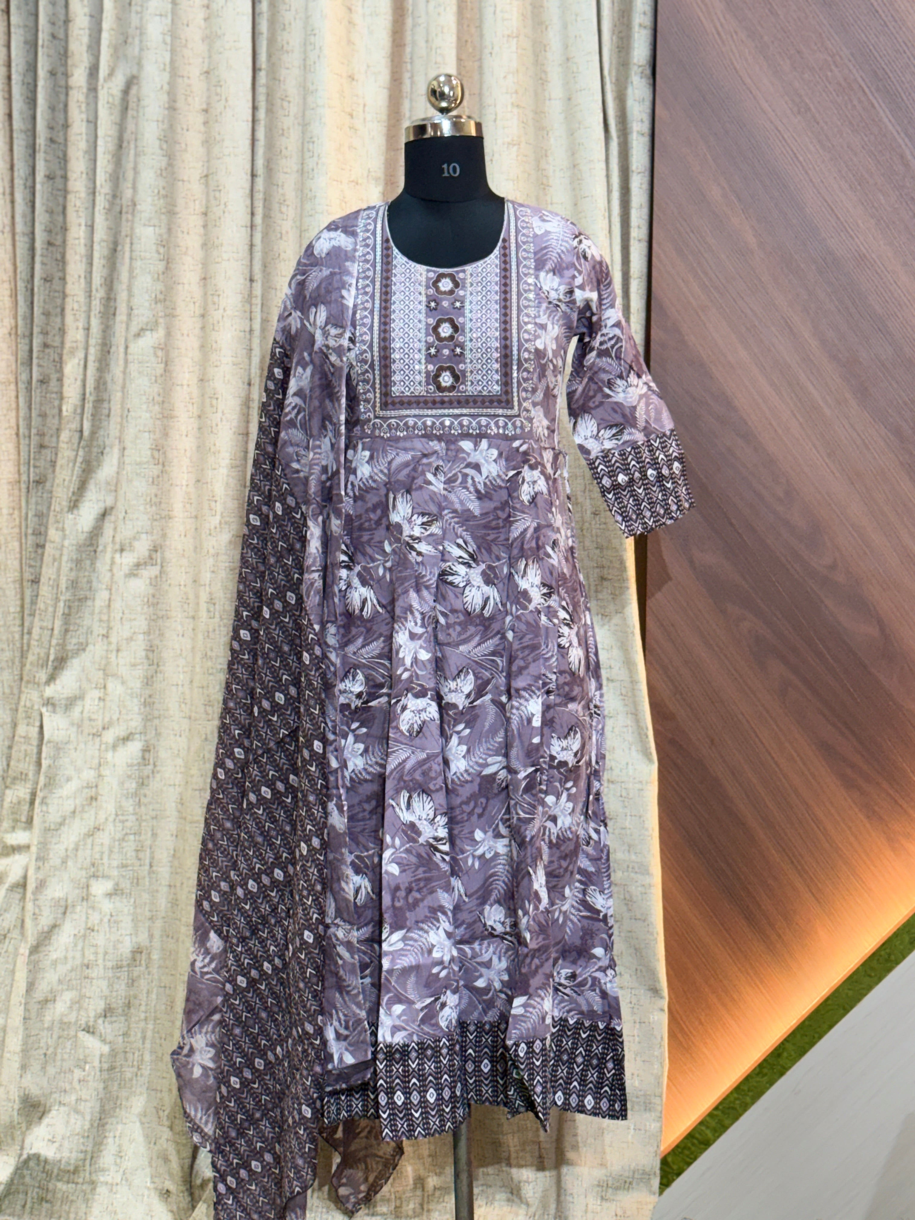 A573 - Anarkali kurtis with Dupatta