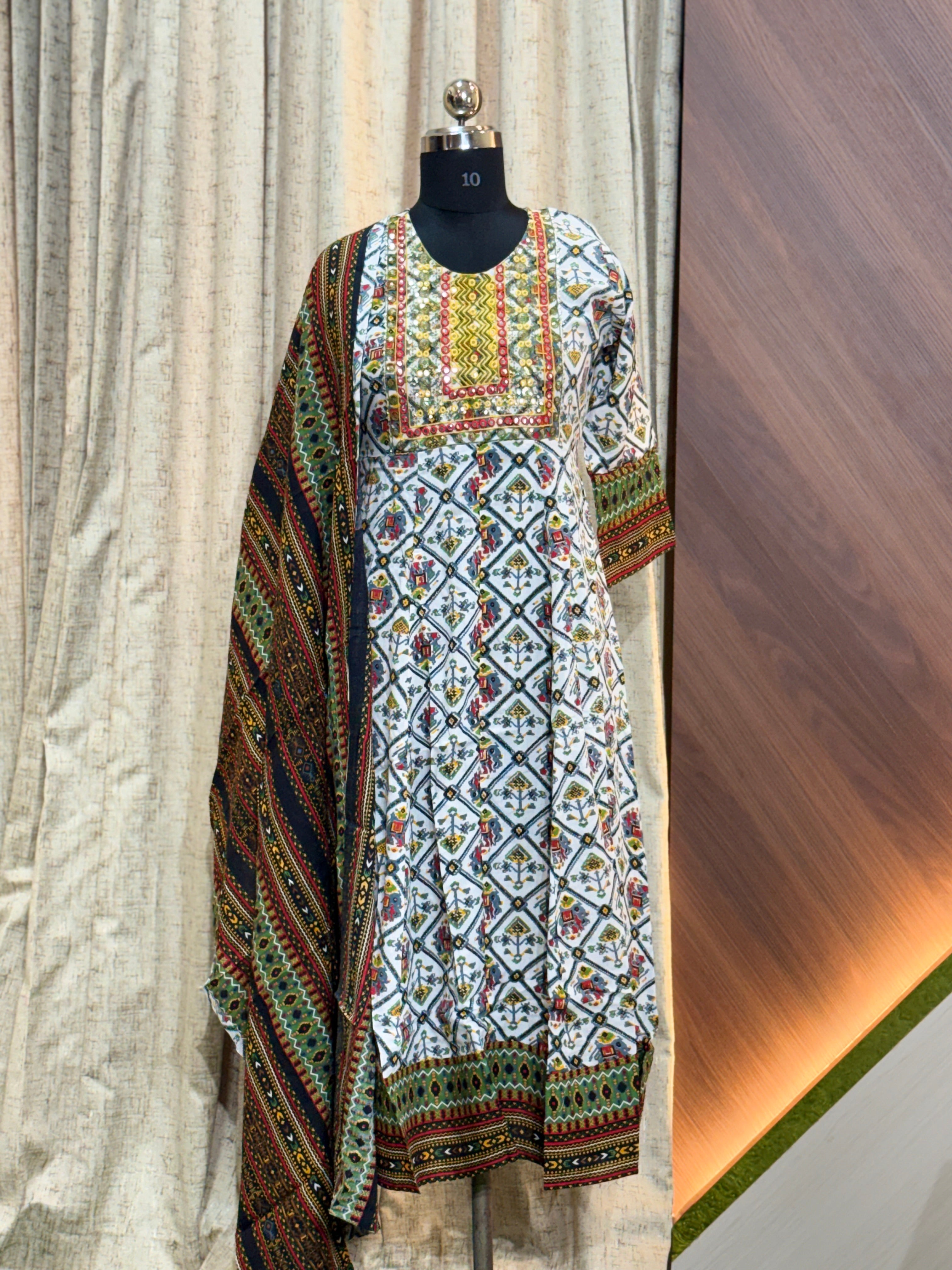 A576 - Anarkali kurtis with Dupatta
