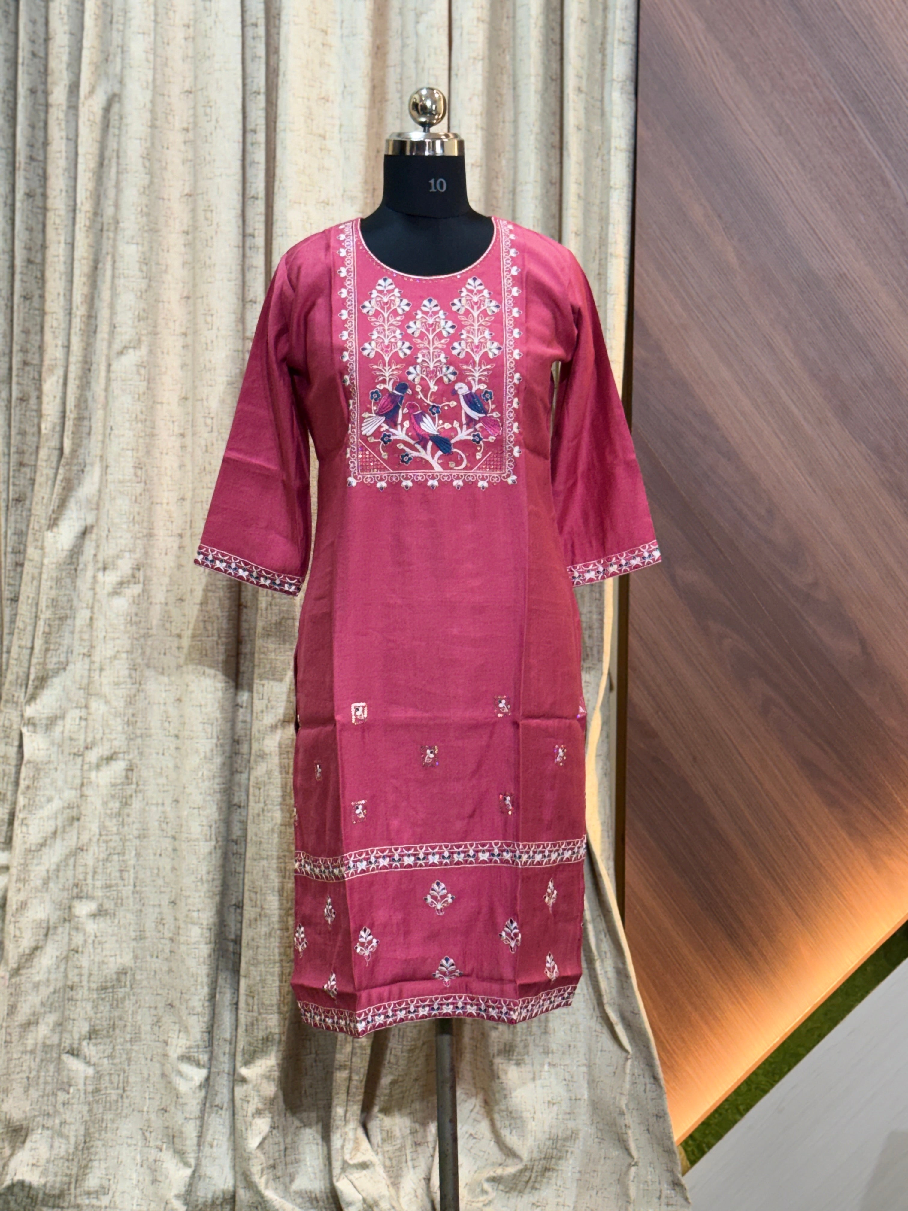 A590 - SILK KURTIS