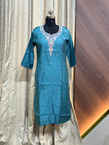 A583 - SILK KURTIS