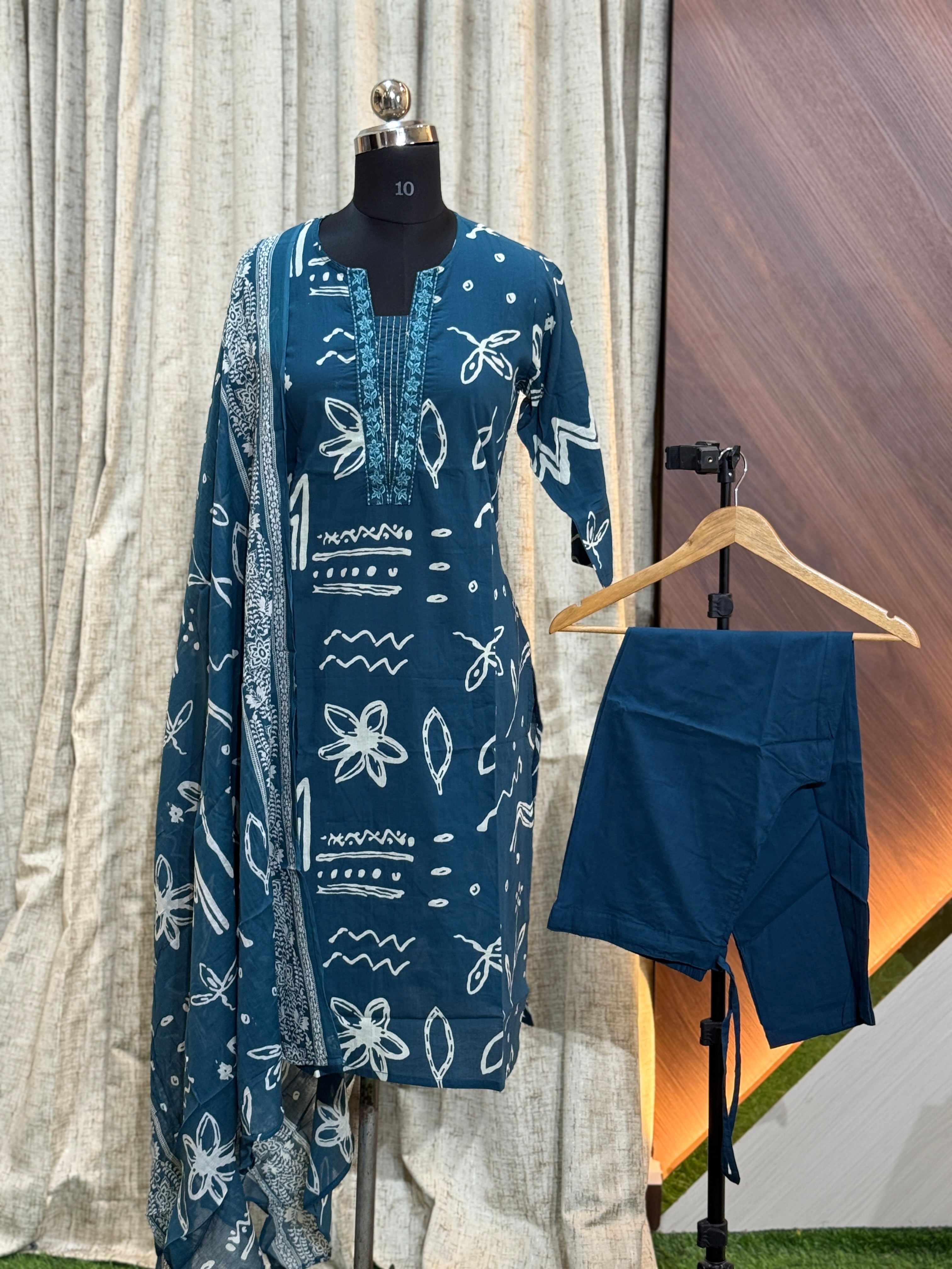 A640  - Kurti with Pant and Dupatta