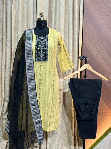 A711 - Cotton 3pc Kurta Set