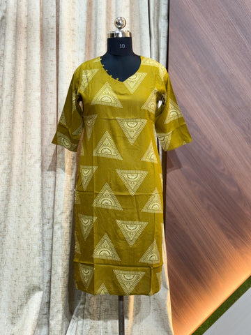 A828 - Daily wear Kurtis