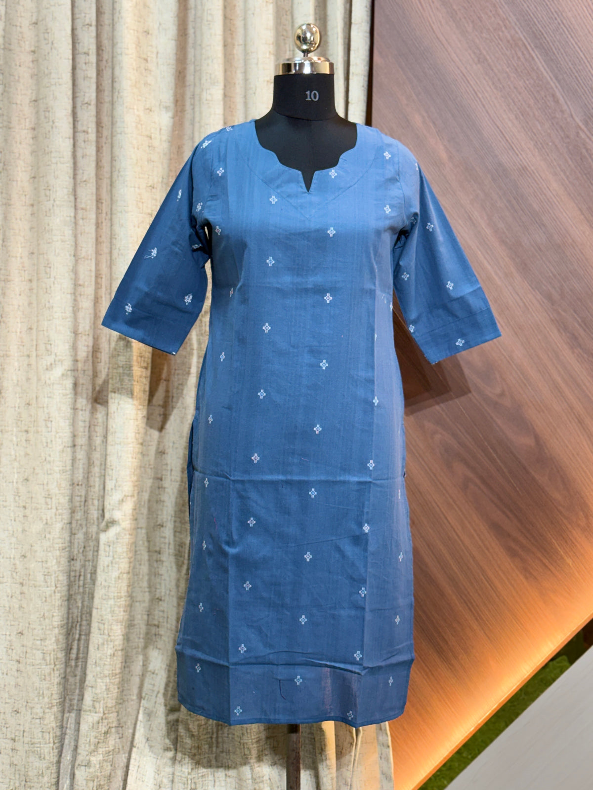 A859 - COTTON KURTIS