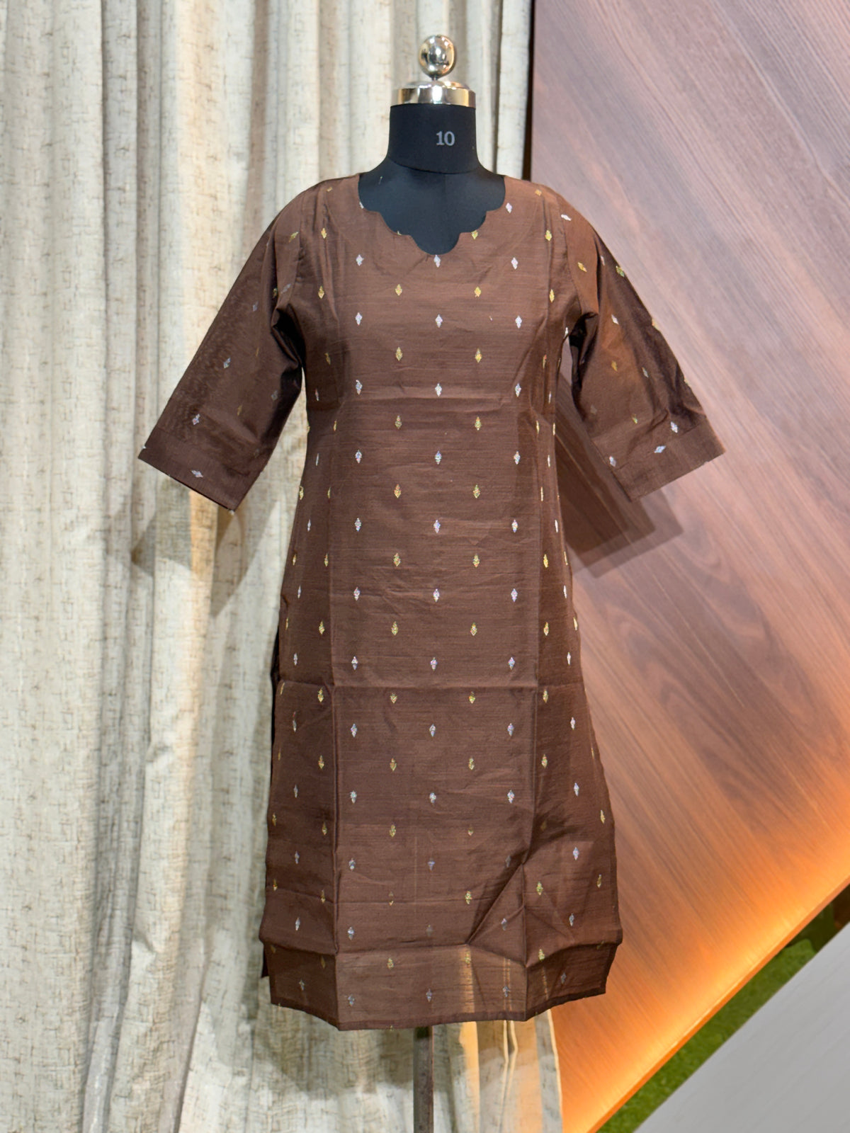 A913 - RAW SILK KURTIS