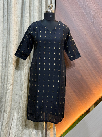 A886 - RAW SILK KURTIS