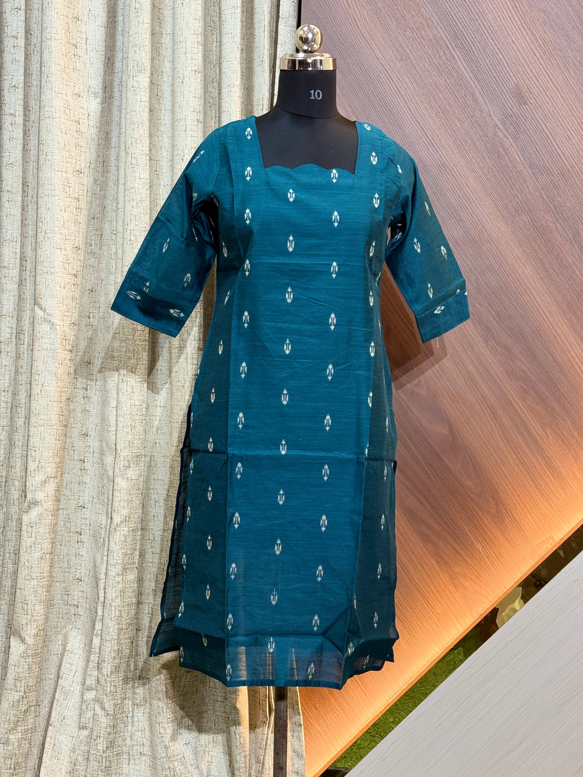 A881 - RAW SILK KURTIS