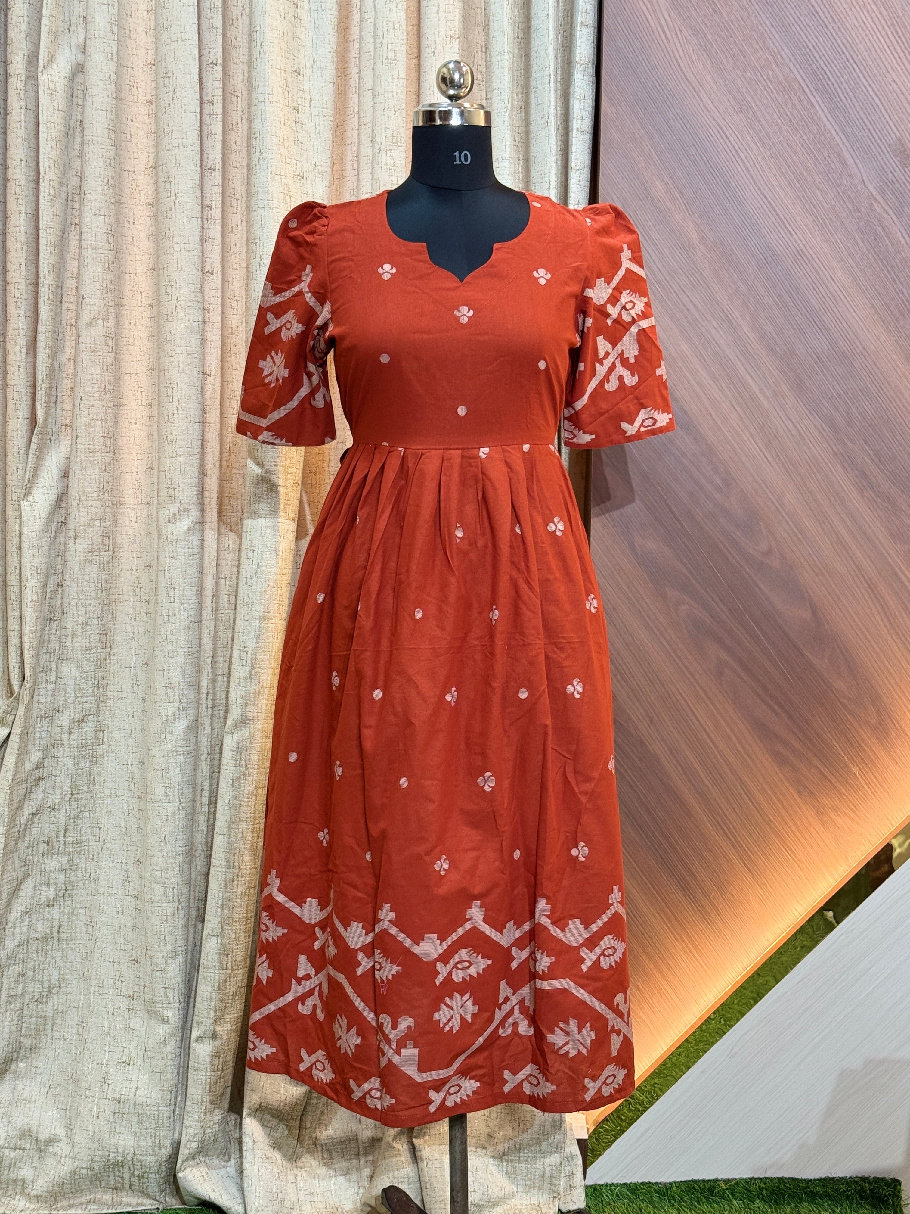 A1091 - Fit & Flared Frock