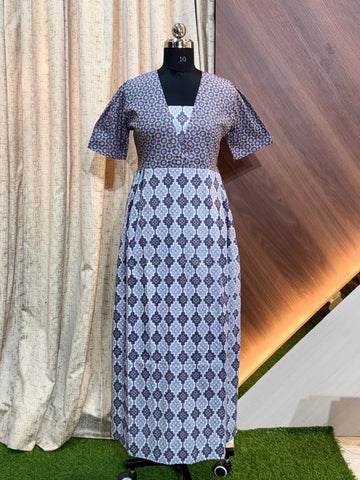 8153 - Frock Style Nighty