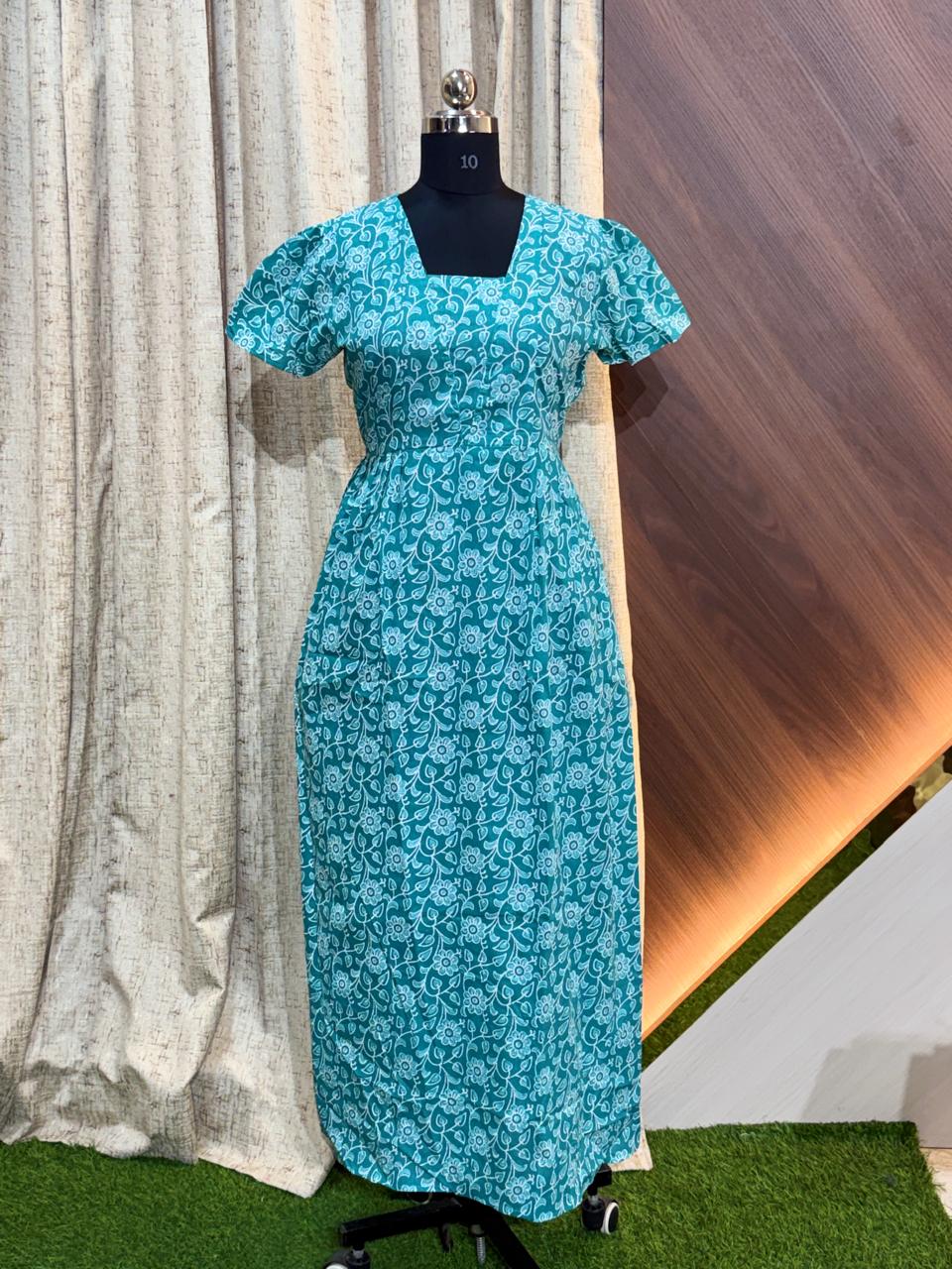 8169 - Frock Style Nighty