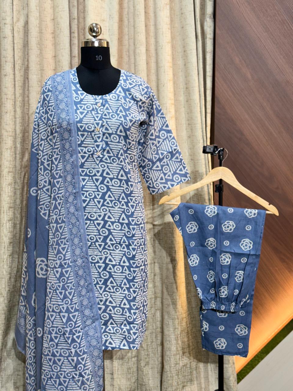 8223   - Cotton 3pc Kurta Set
