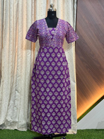 8384 - Frock Style Nighty
