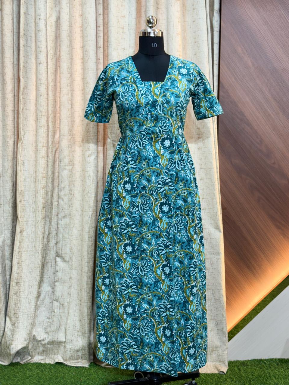 8377 - Frock Style Nighty