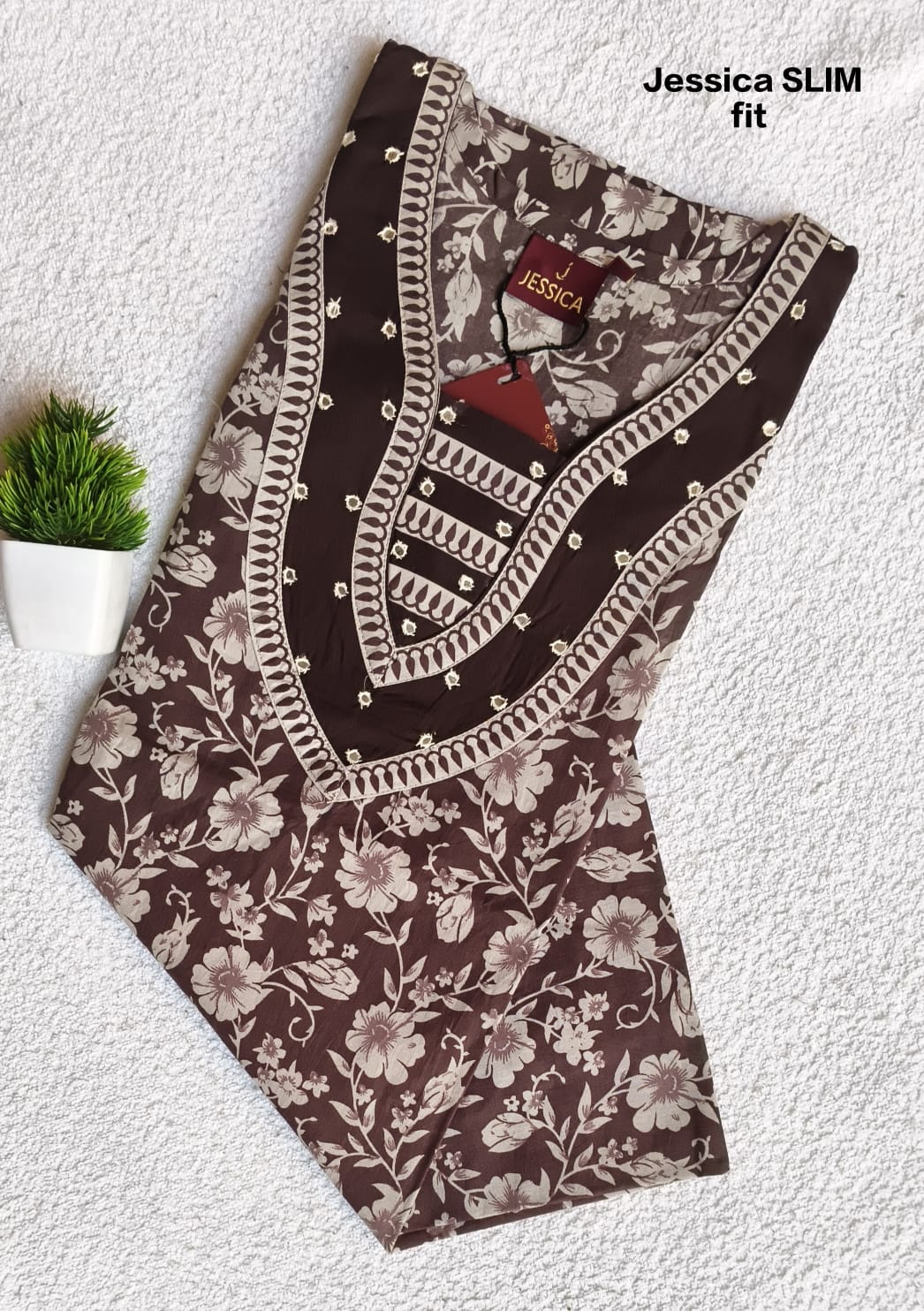 8451 - JESSICA Nighty  (Slim Fit)