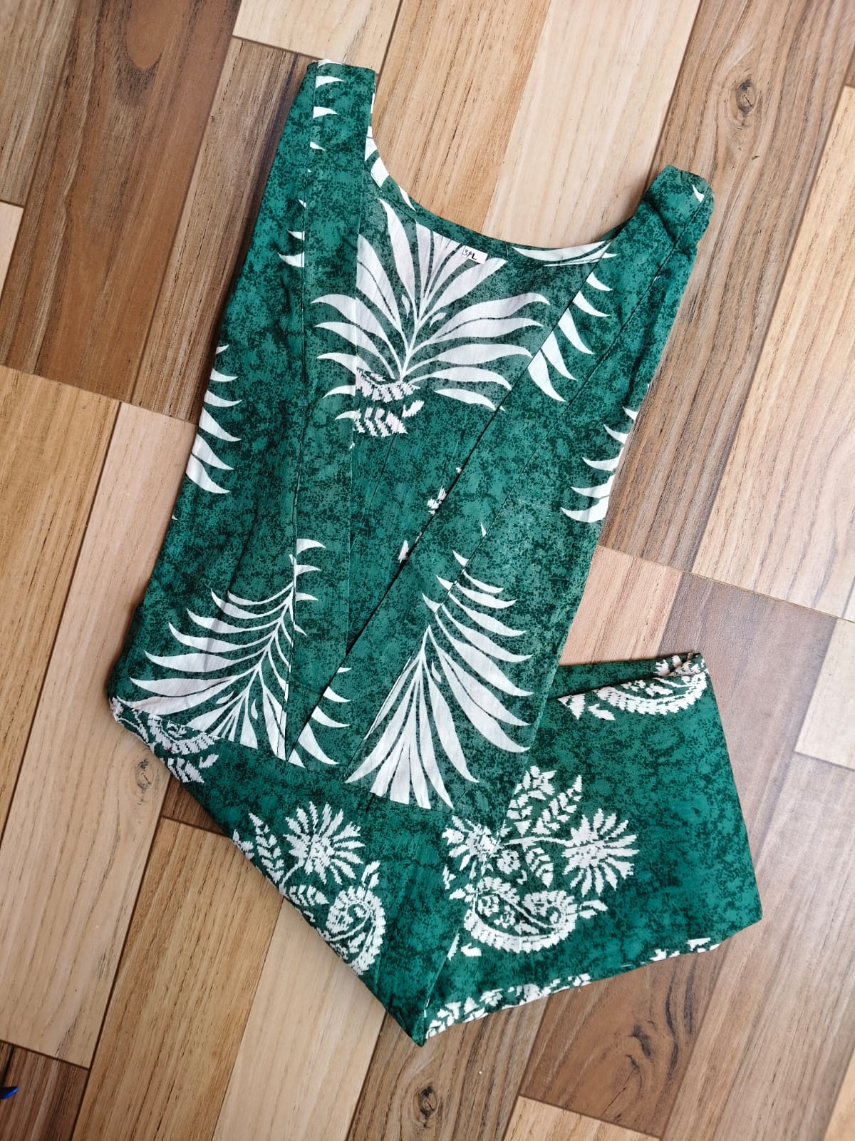 9327 - Frock Style Nighty