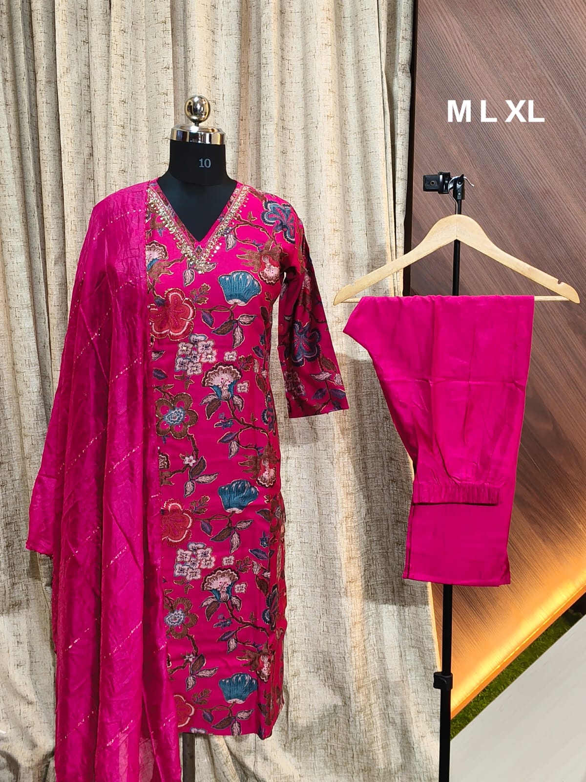 9473 - Kurti with Pant and Dupatta 3PC