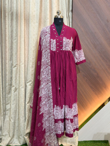9782  -  Anarkali kurtis with duppatta