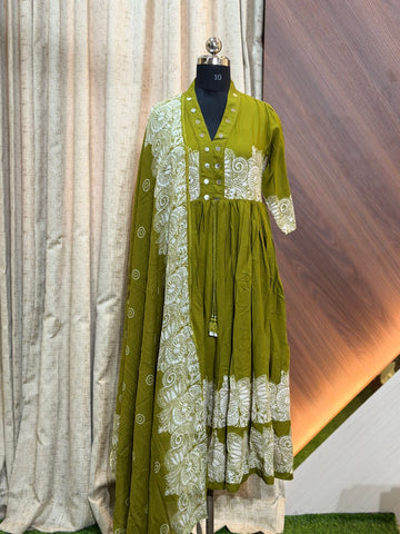 9781  -  Anarkali kurtis with duppatta